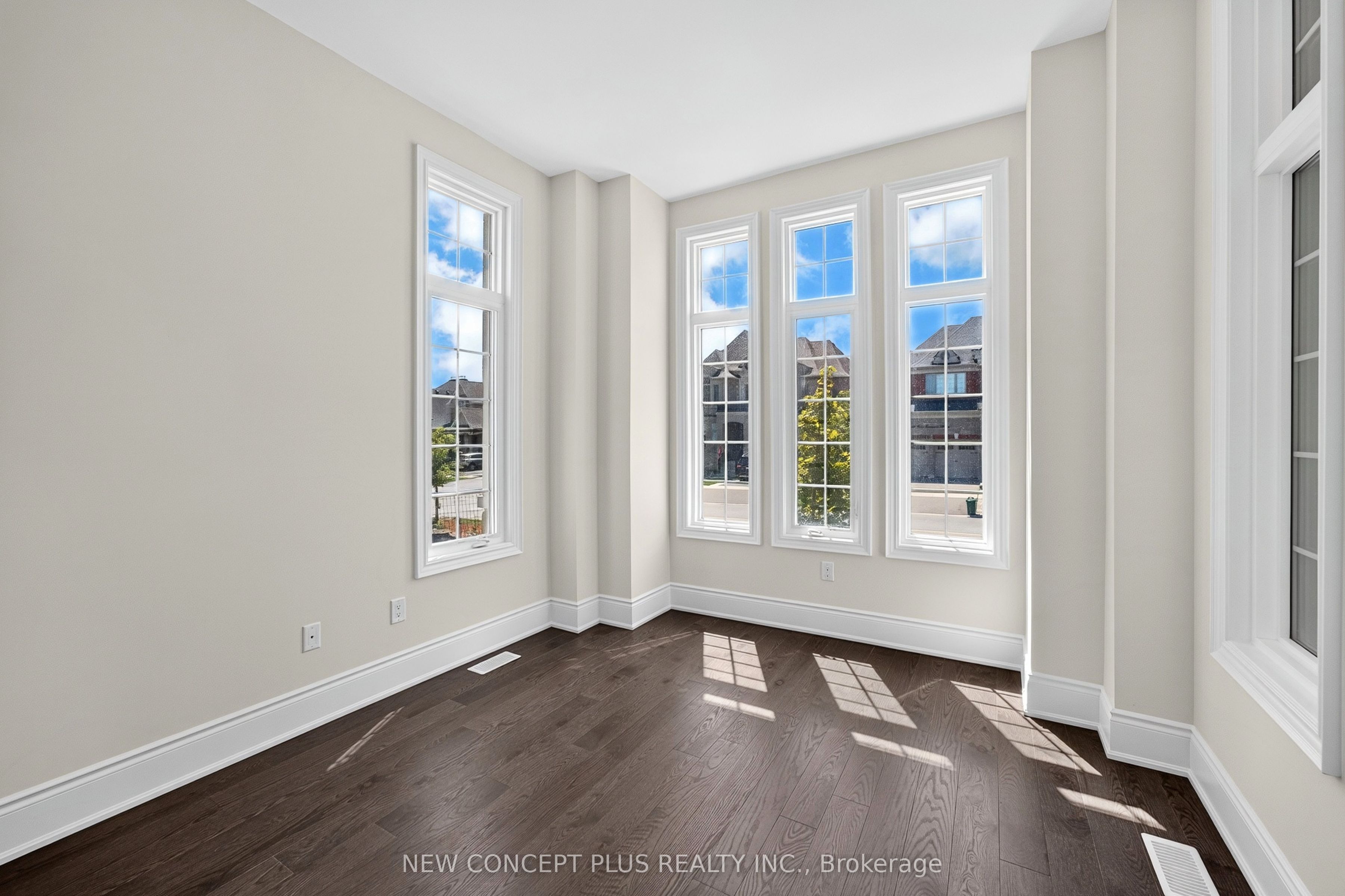 60 Oliver Emmerson Avenue, King, ON L7B 0N9 photo 4