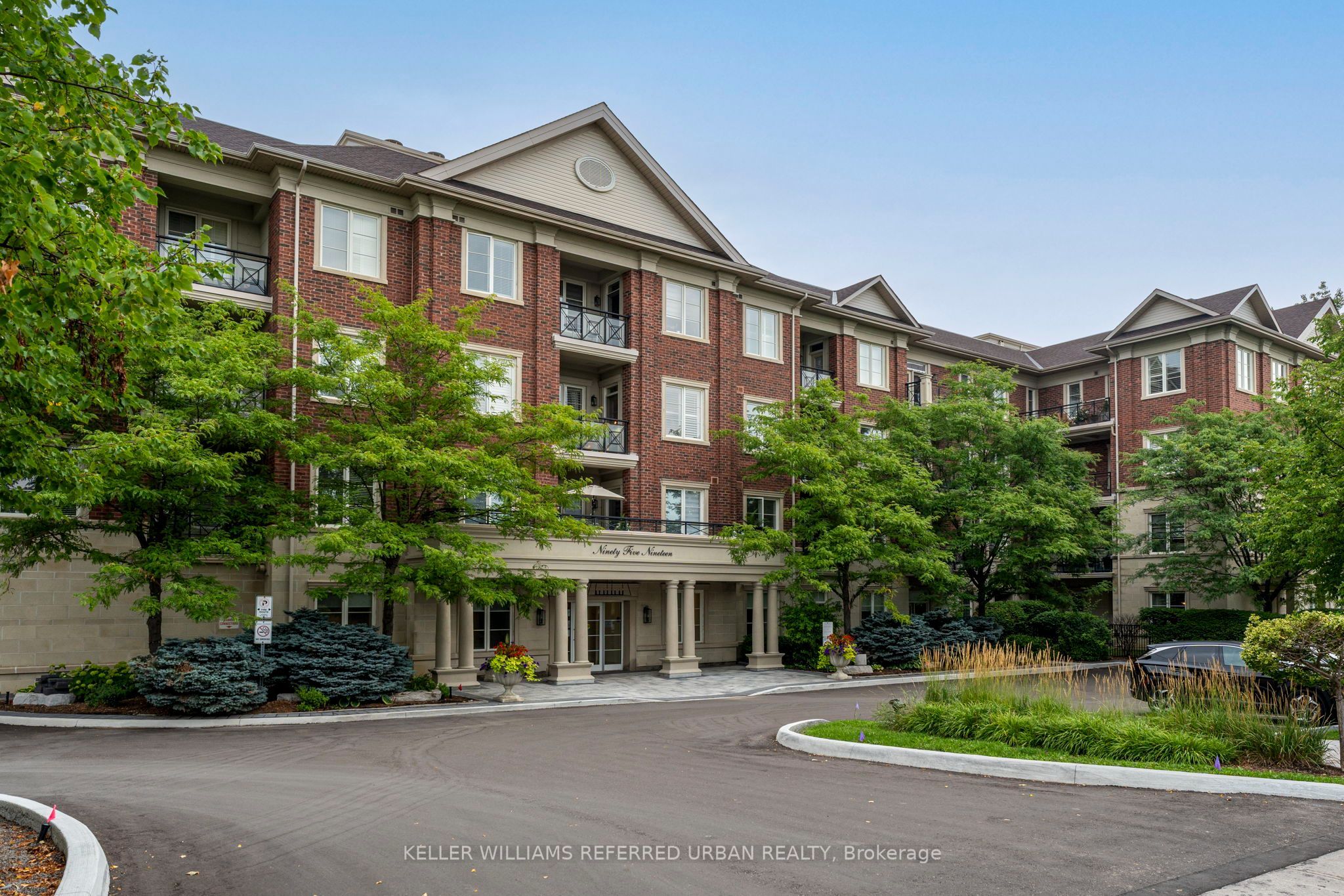 9519 Keele Street 212, Vaughan, ON L6A 4A2 photo 2