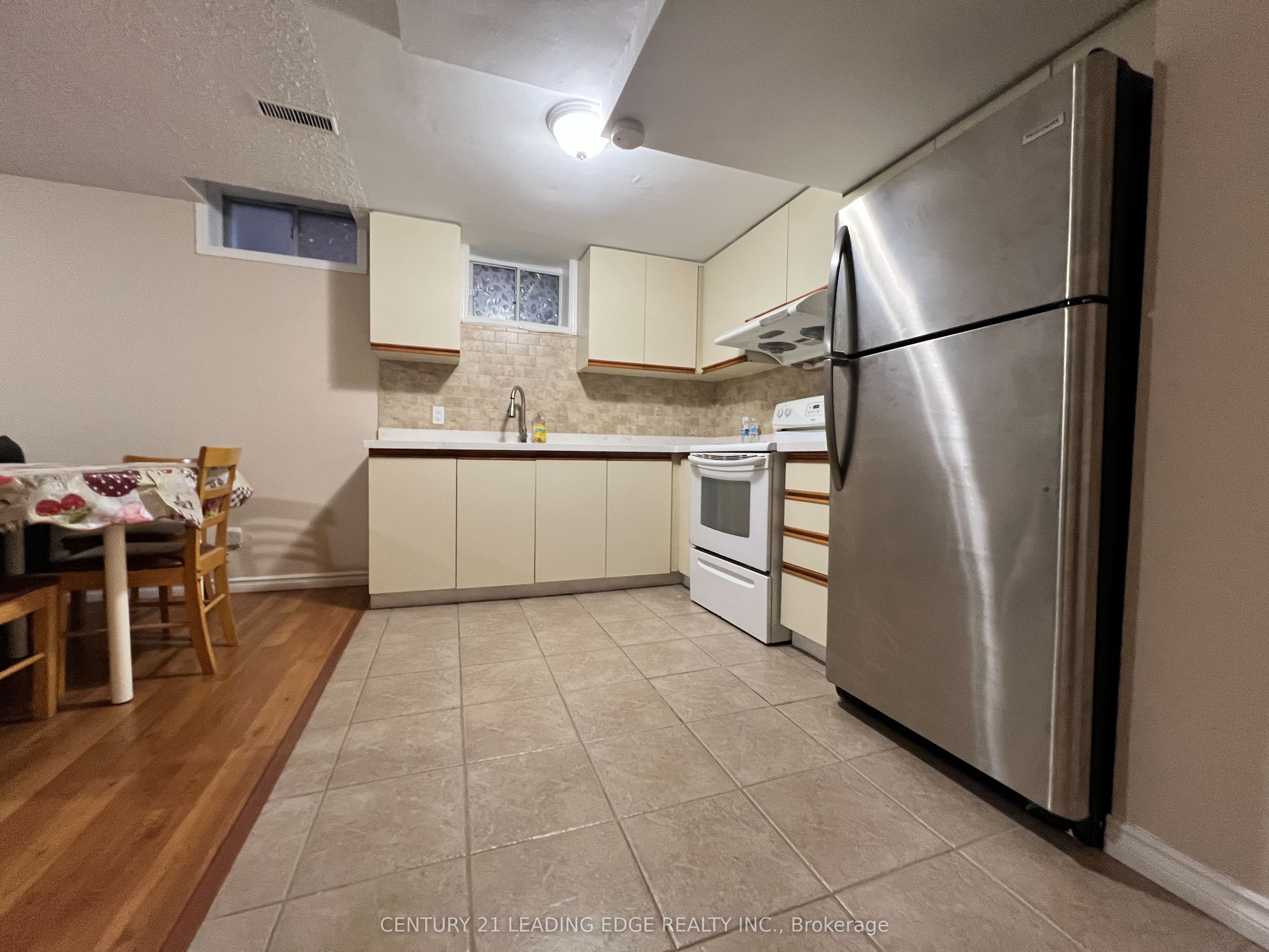 35 Irenemount Crescent BSMT, Markham, ON L3S 3C4 photo 4
