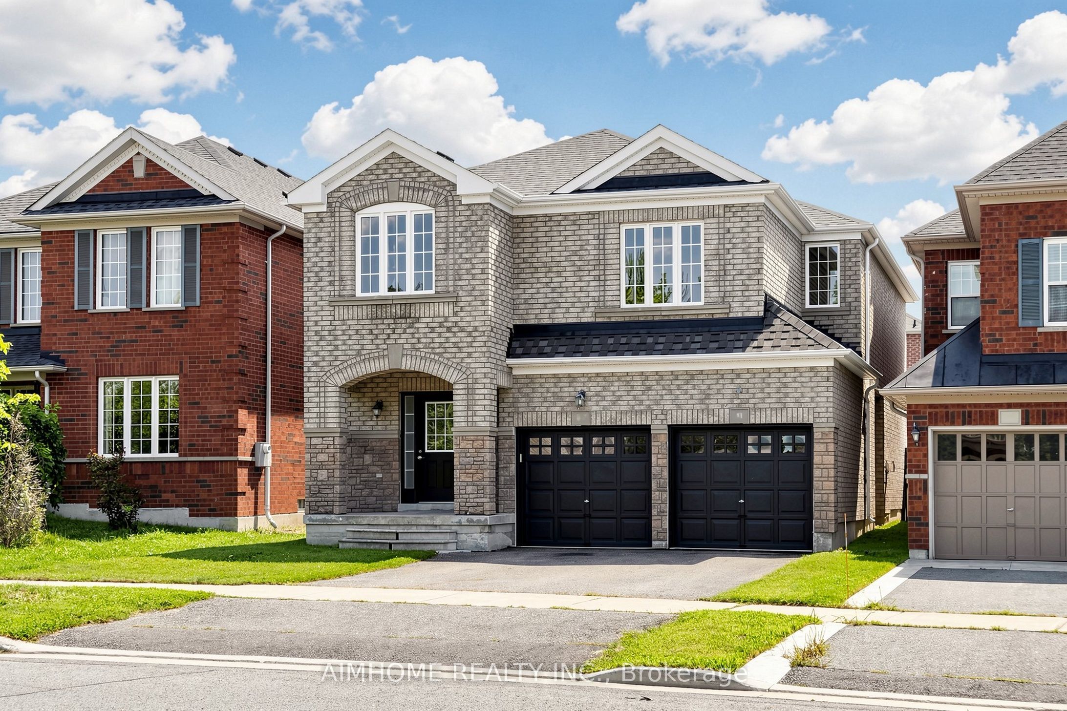 87 River Ridge Boulevard, Aurora, ON L4G 7T9 photo 2