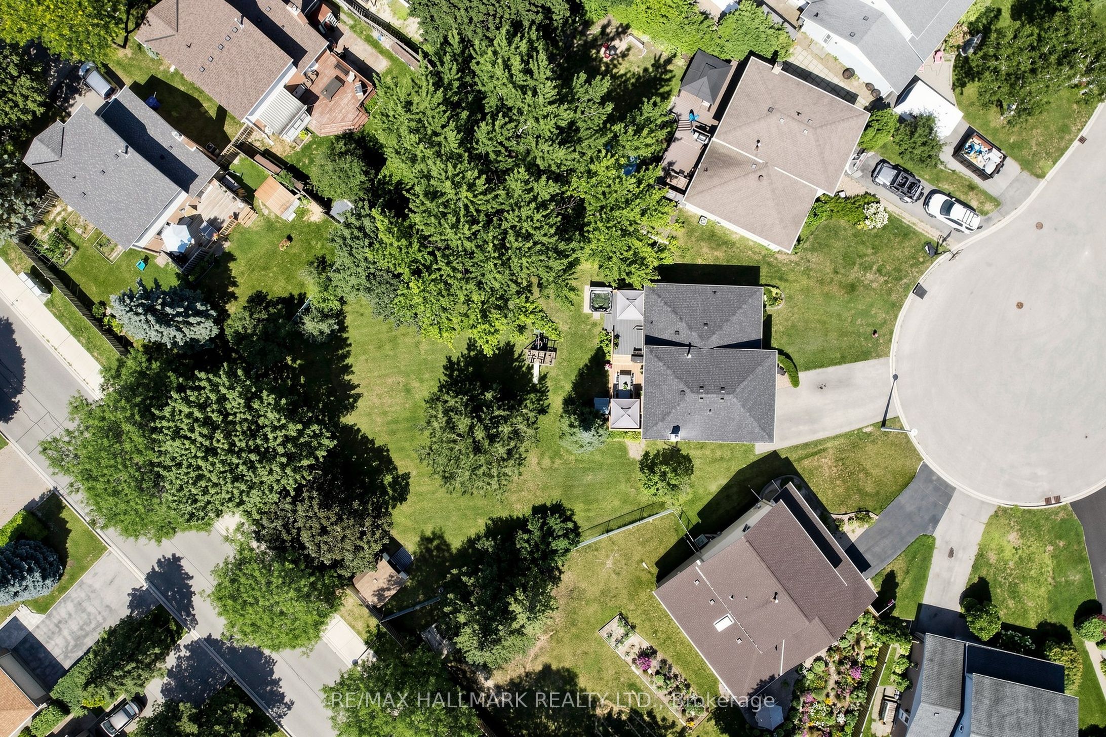 20 Oak Court Part 2, Aurora, ON L4G 3J6