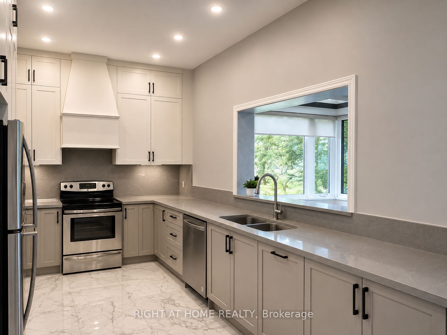 4537 Nineteenth Avenue, Markham, ON L6C 1M3 photo 3