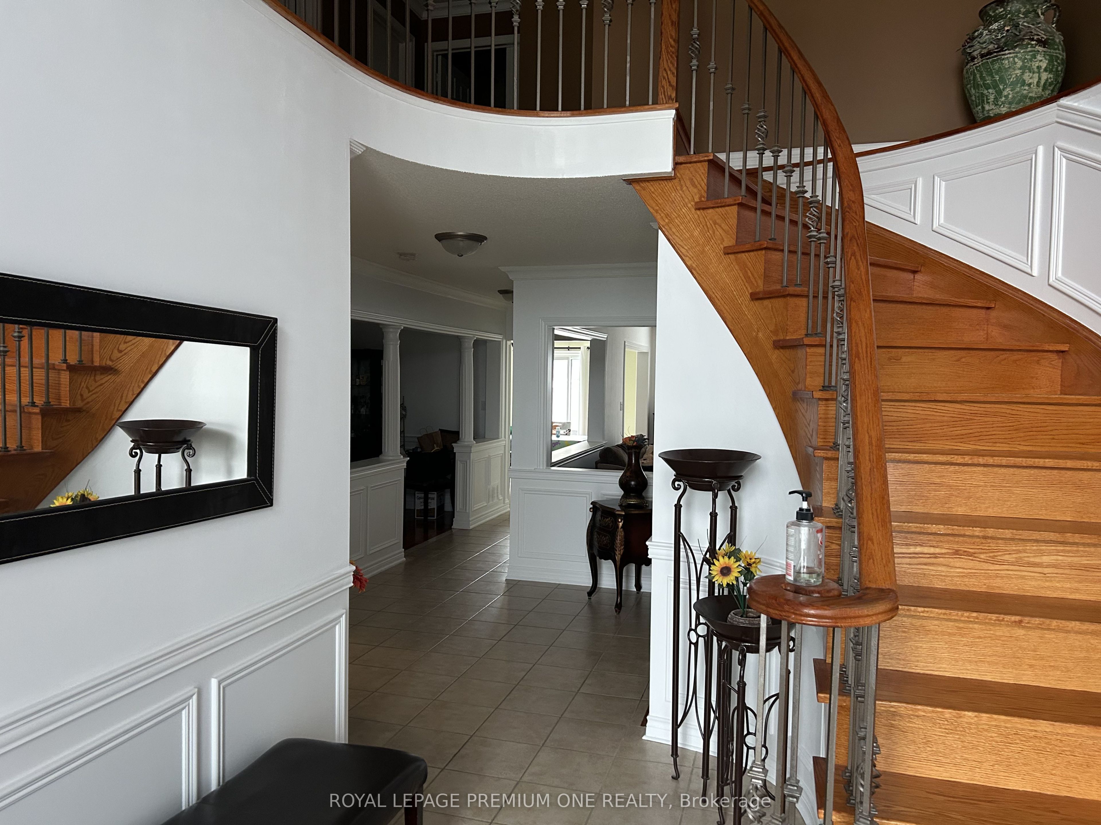 1370 Clarence Street, Vaughan, ON L4H 1M7 photo 3