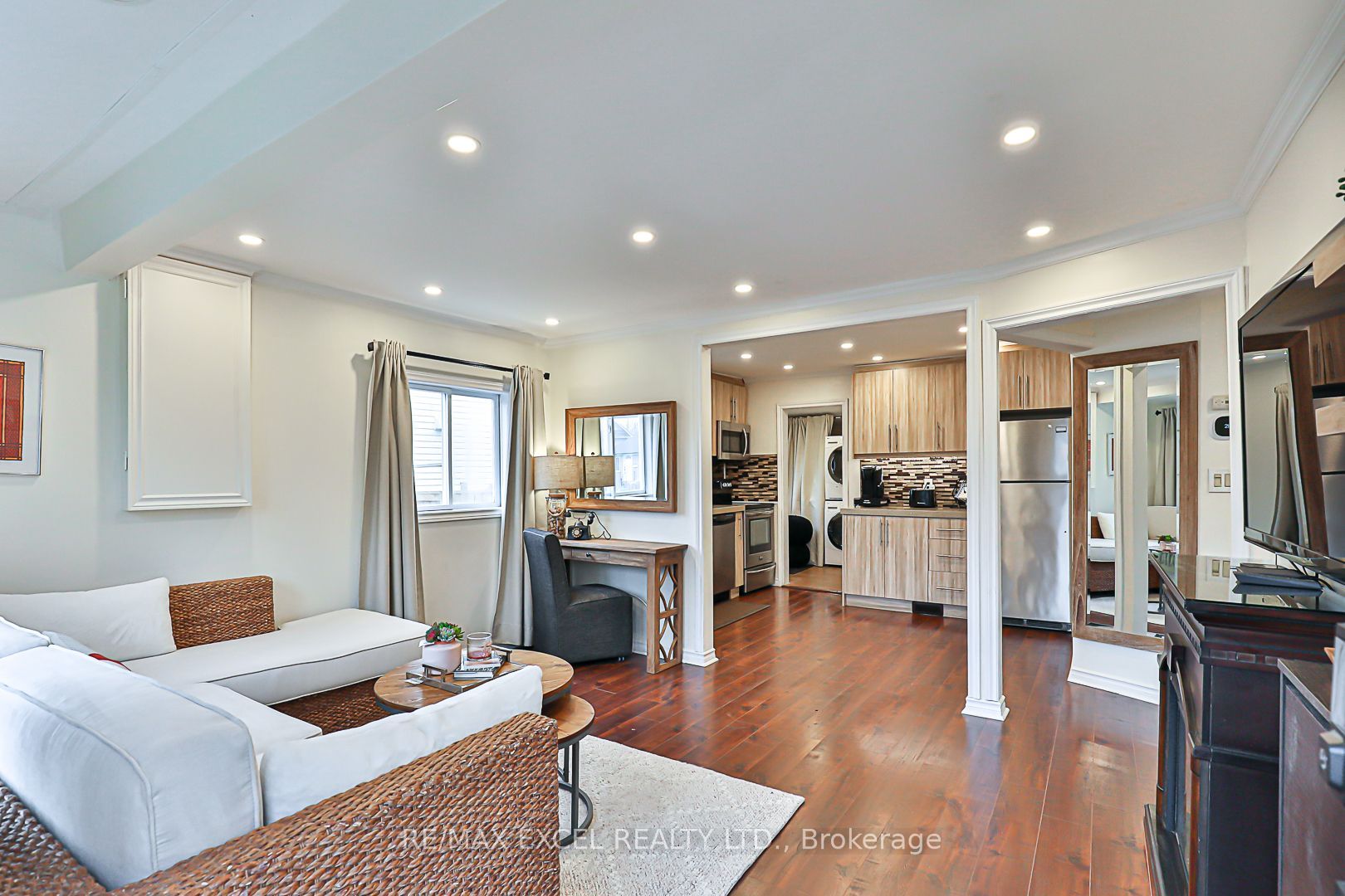 255 Parkway Avenue, Georgina, ON L4P 2W1 photo 3