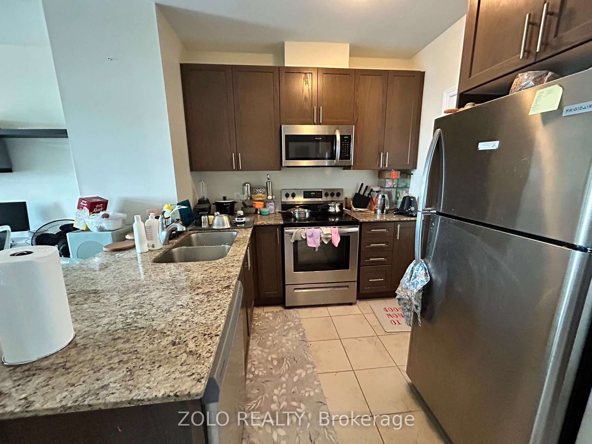 39 New Delhi Drive 713, Markham, ON L3S 0E1 photo 4