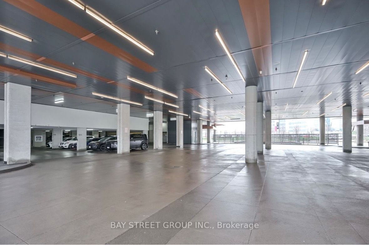 10 Rouge Drive W 805, Markham, ON L6G 0G9 photo 3