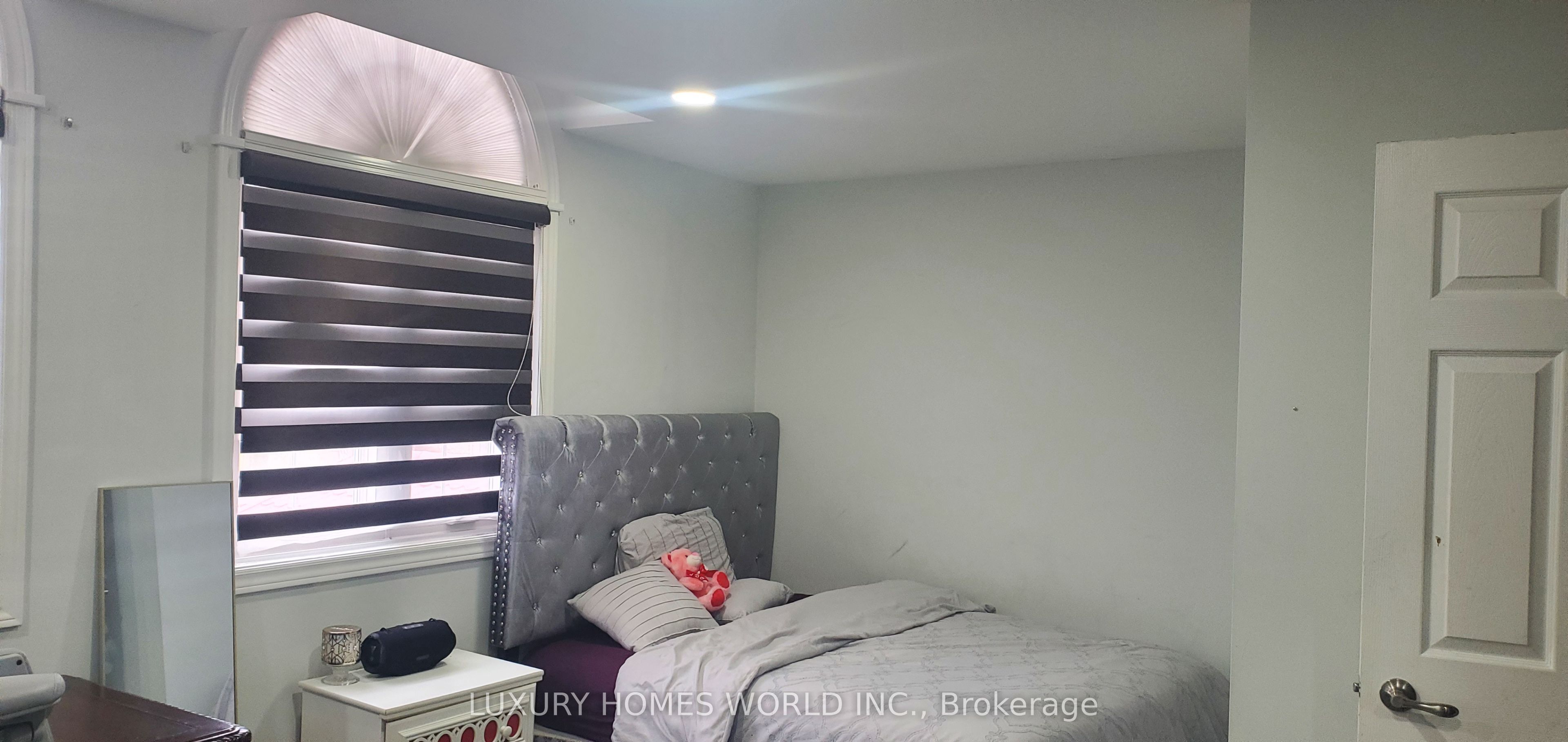 160 Featherstone Avenue, Markham, ON L3S 3M7 photo 4