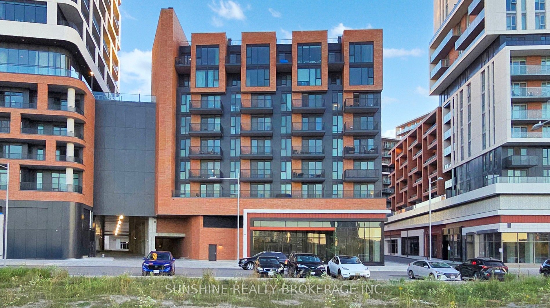 38 Simcoe Promenade 311, Markham, ON L6G 0H7