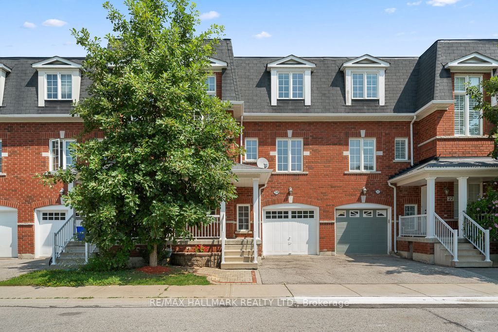 15 Old Colony Road 24, Richmond Hill, ON L4E 4L5