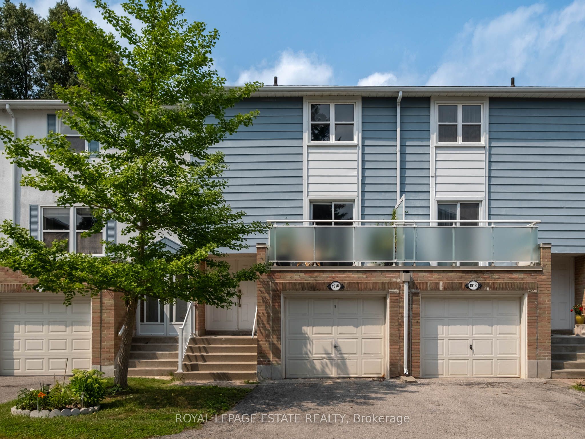 1916 John Street, Markham, ON L3T 1Z1