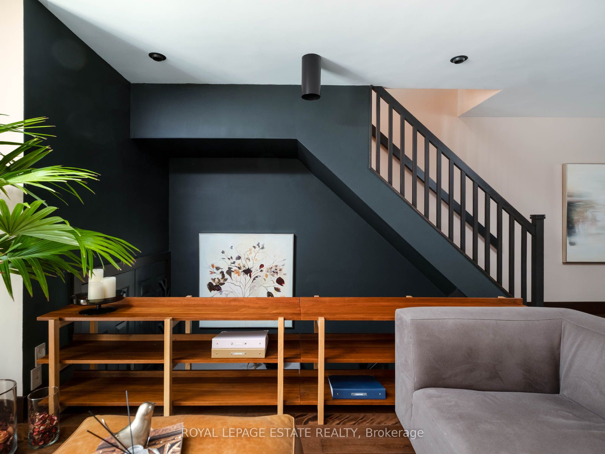 1916 John Street, Markham, ON L3T 1Z1 photo 3