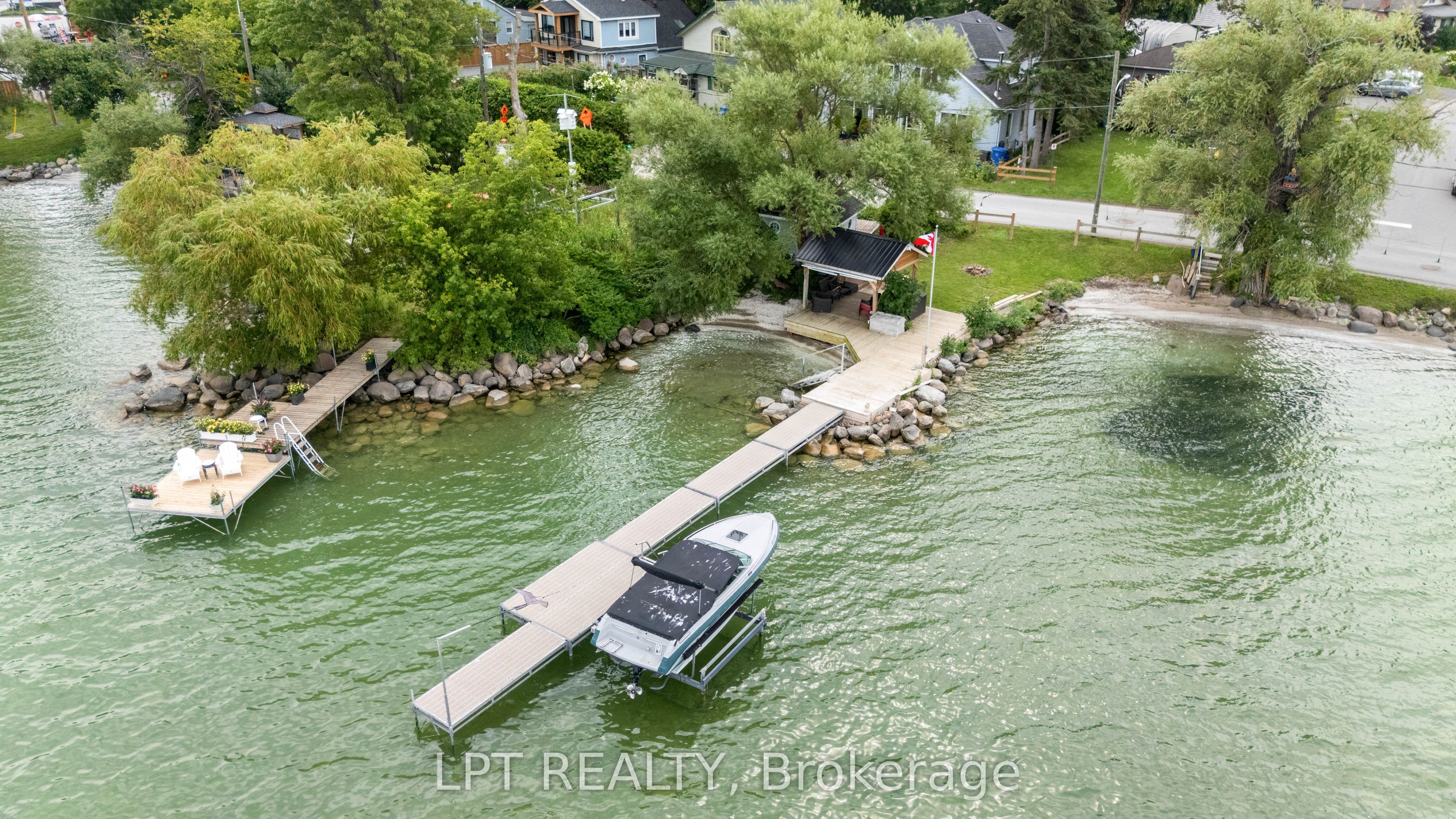 427 Lake Drive E, Georgina, ON L0E 1S0 photo 3