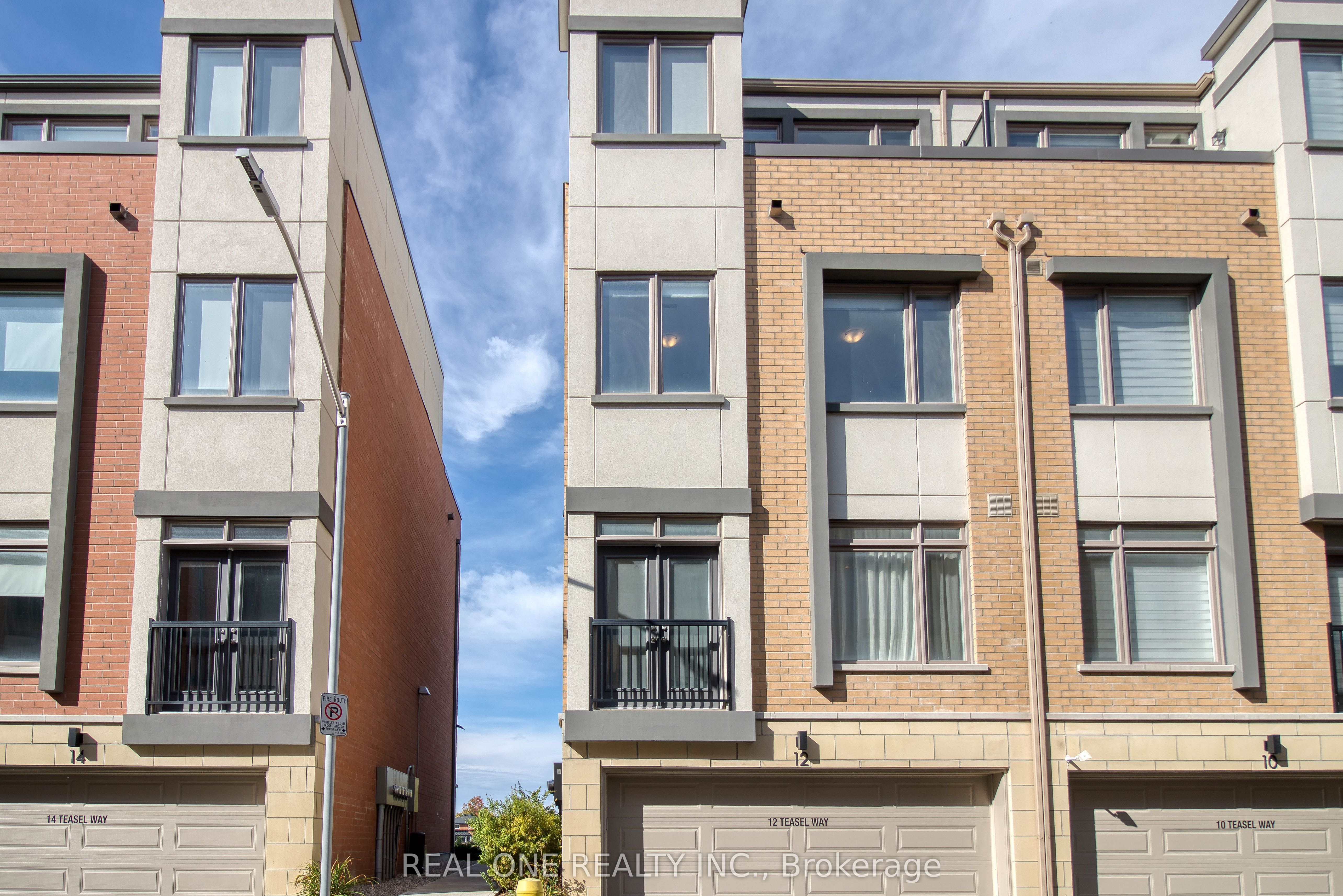 12 Teasel Way, Markham, ON L3R 9S3 photo 3