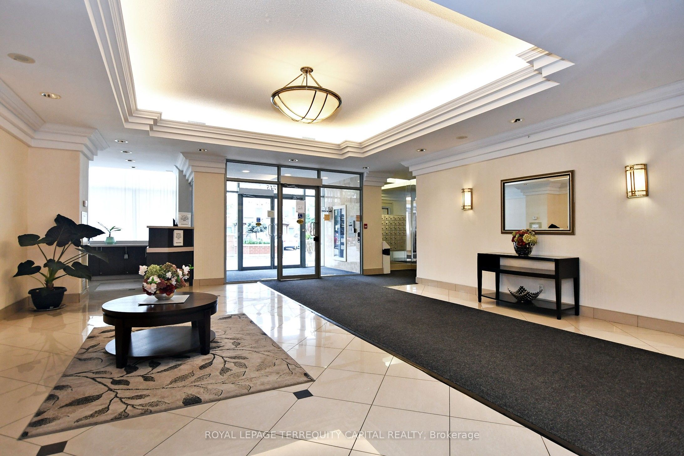 745 New Westminster Drive 507, Vaughan, ON L4J 7X3 photo 3