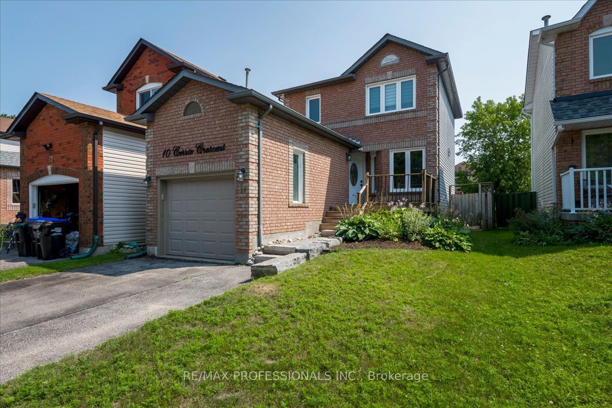 10 Corrie Crescent, Essa, ON L0M 1B3 photo 2