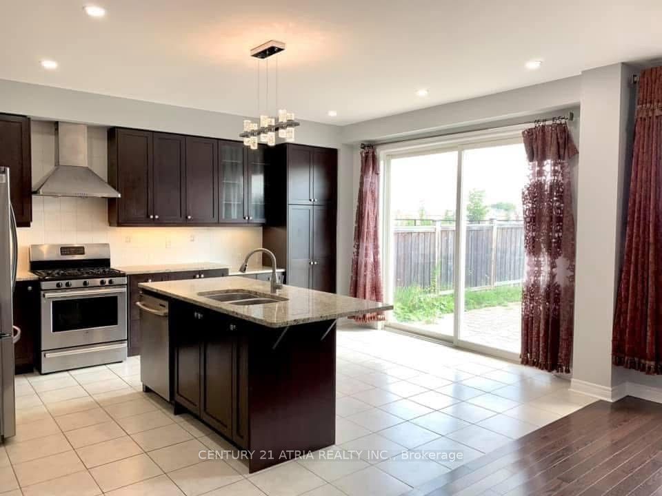 19 Gillings Street, Markham, ON L6C 0G3 photo 4