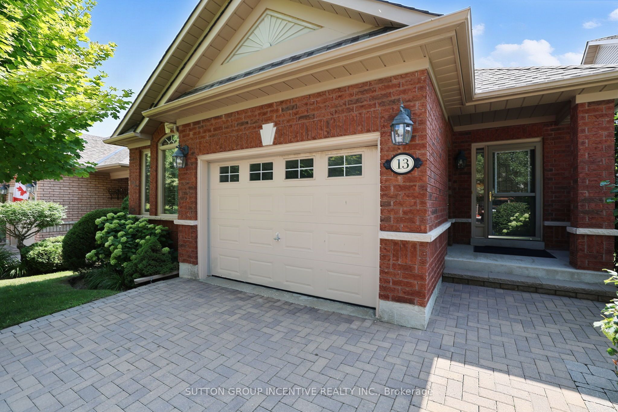 13 Renaissance Point, New Tecumseth, ON L9R 2H8 photo 4