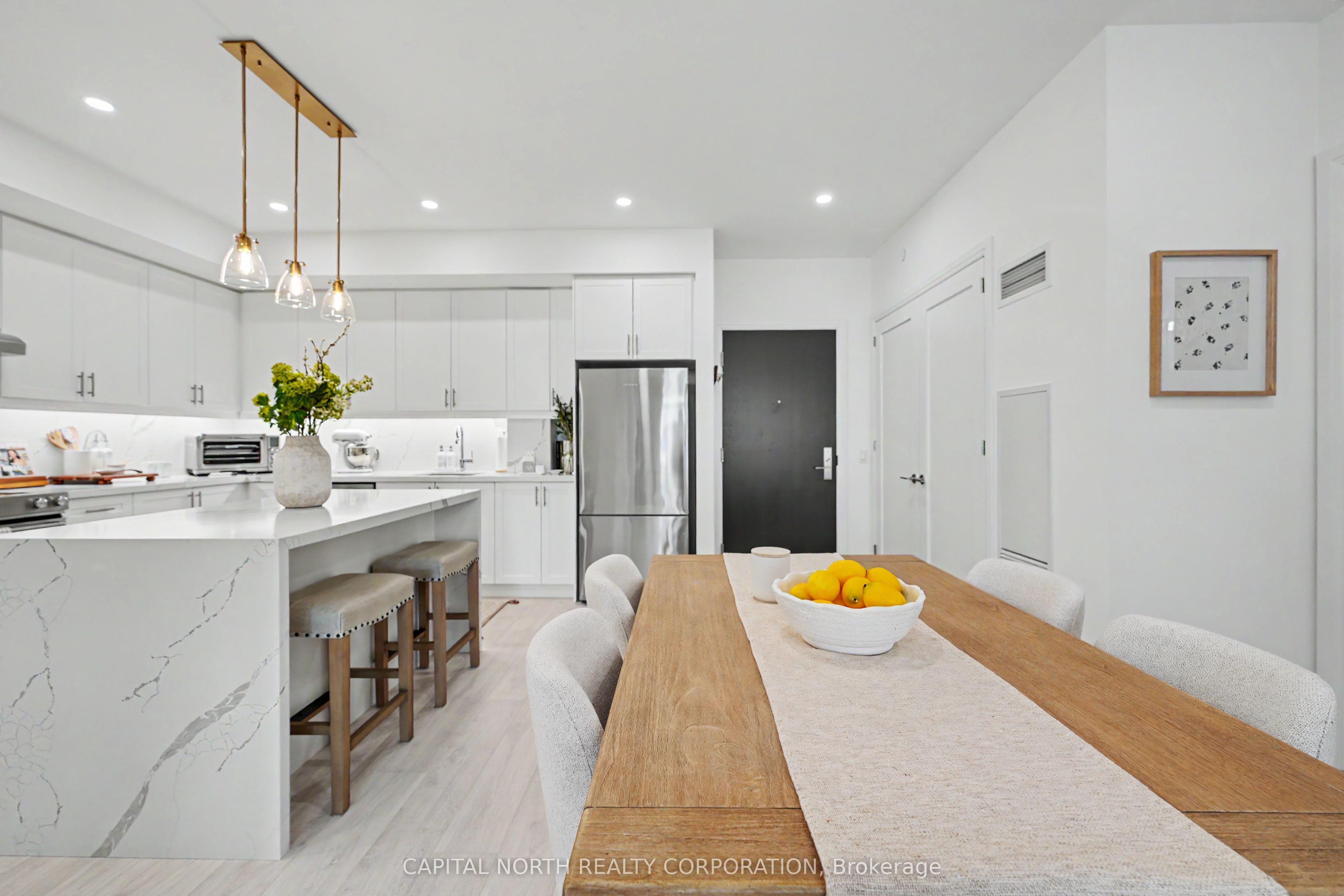 9000 Jane Street 703, Vaughan, ON L4K 0M6 photo 4