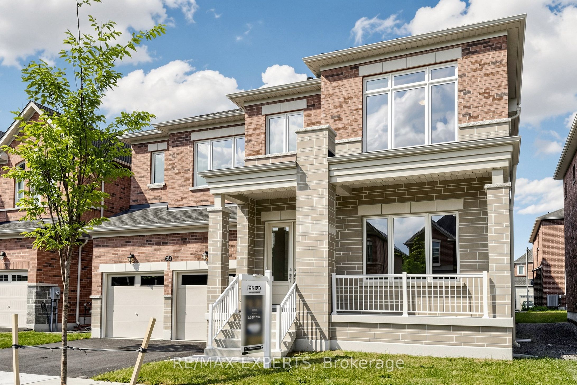 60 Bud Leggett Crescent, Georgina, ON L4P 0S9 photo 2