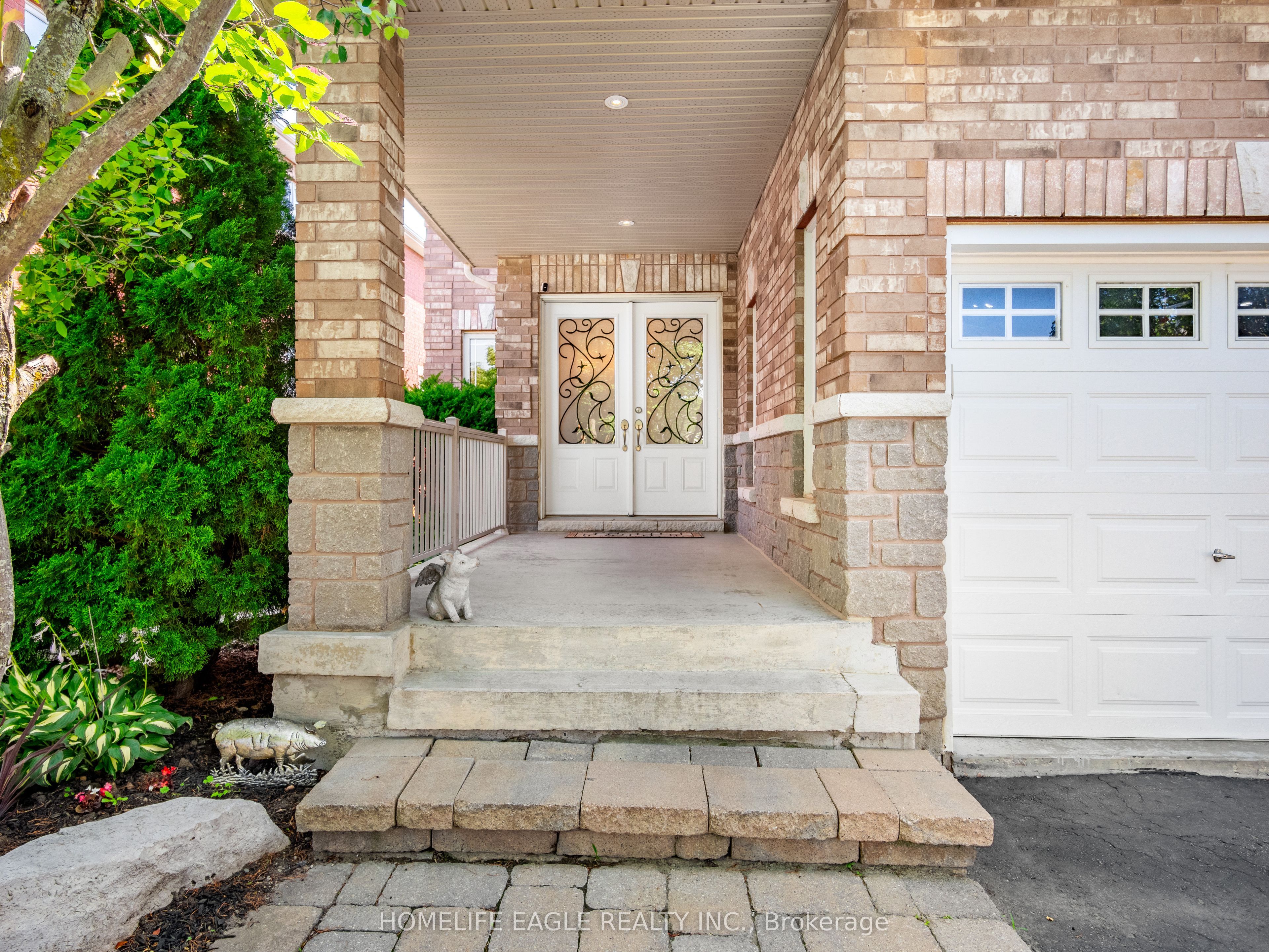 25 Meadowview Drive, Bradford West Gwillimbury, ON L3Z 3J4 photo 2