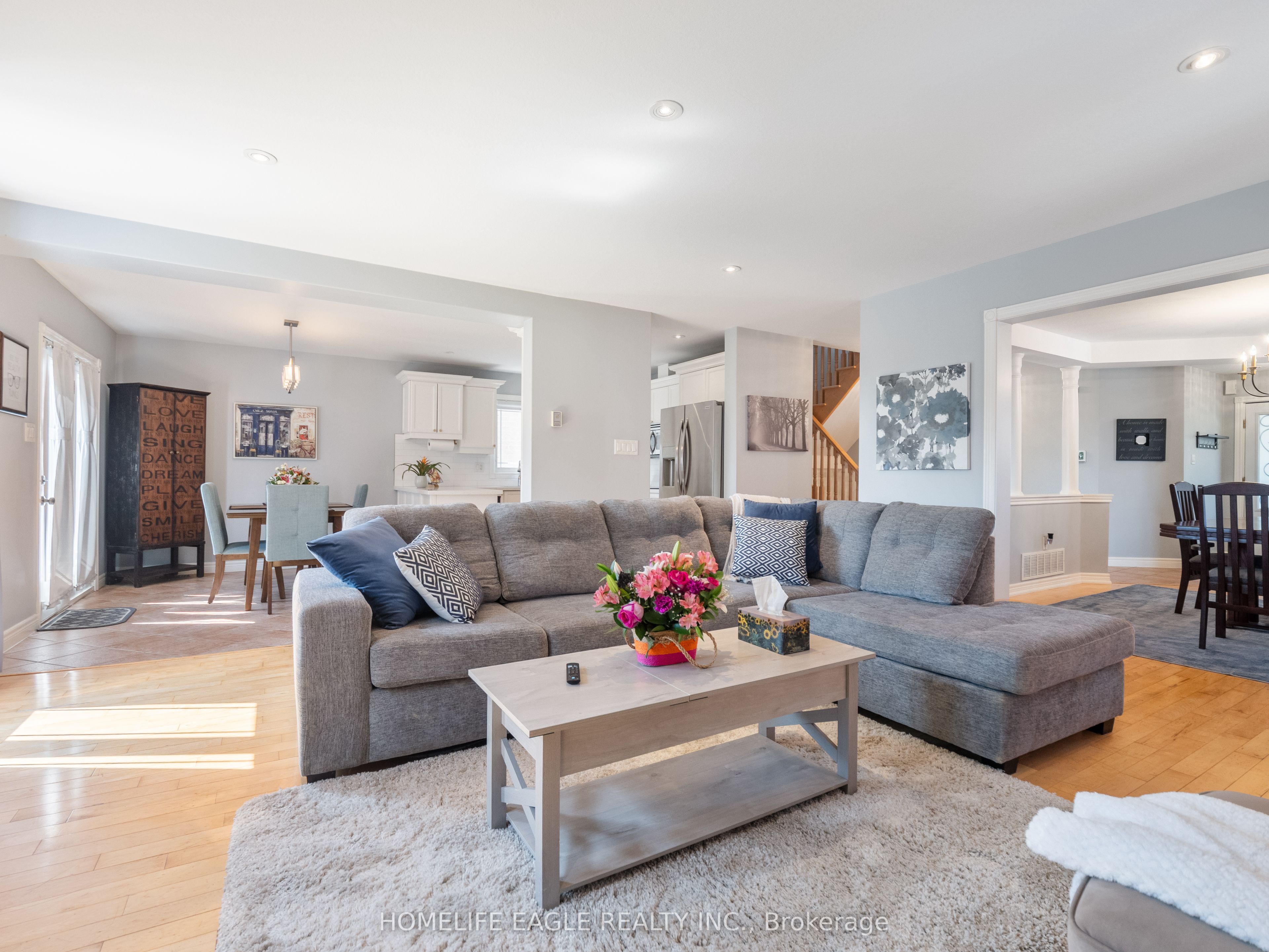 25 Meadowview Drive, Bradford West Gwillimbury, ON L3Z 3J4 photo 5