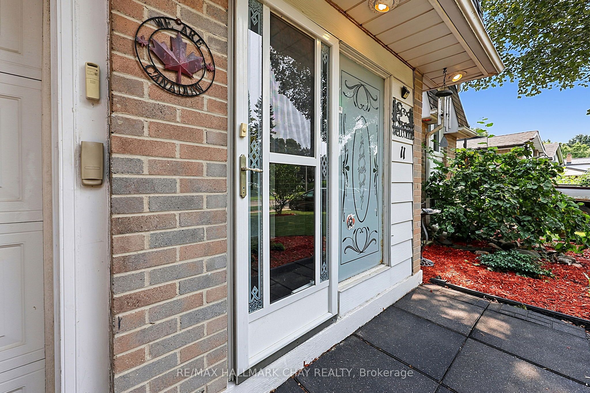 11 Second Street, New Tecumseth, ON L0G 1A0 photo 2