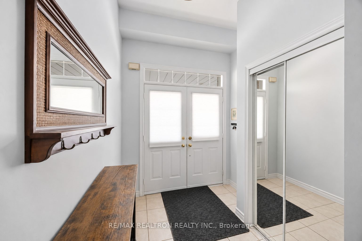 23 Amberty Street, Vaughan, ON L4J 8W6 photo 2