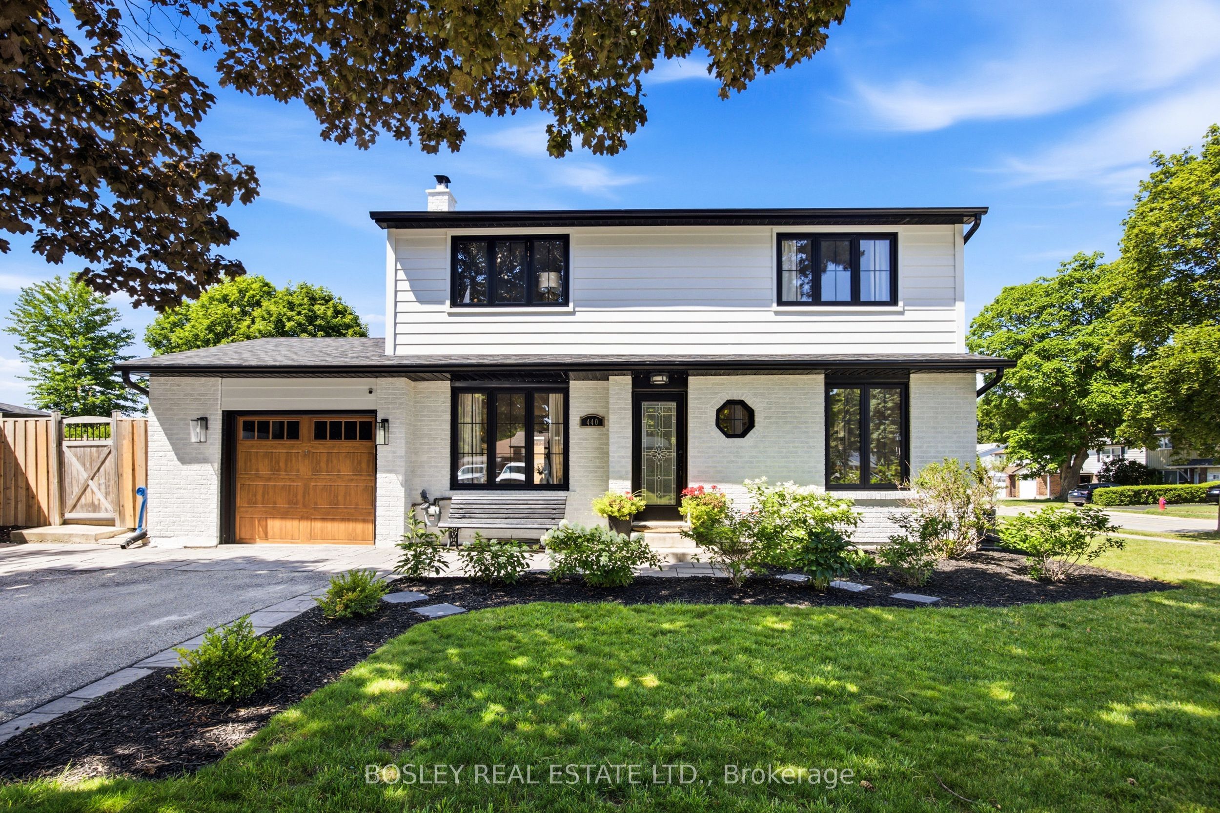 440 Sandford Street, Newmarket, ON L3Y 4S7