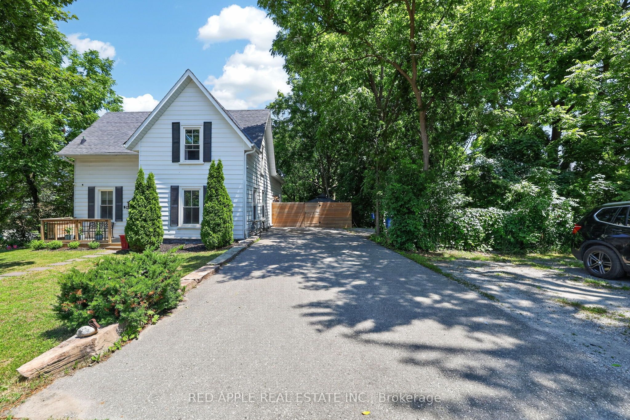 20435 Leslie Street, East Gwillimbury, ON L0G 1R0 photo 2