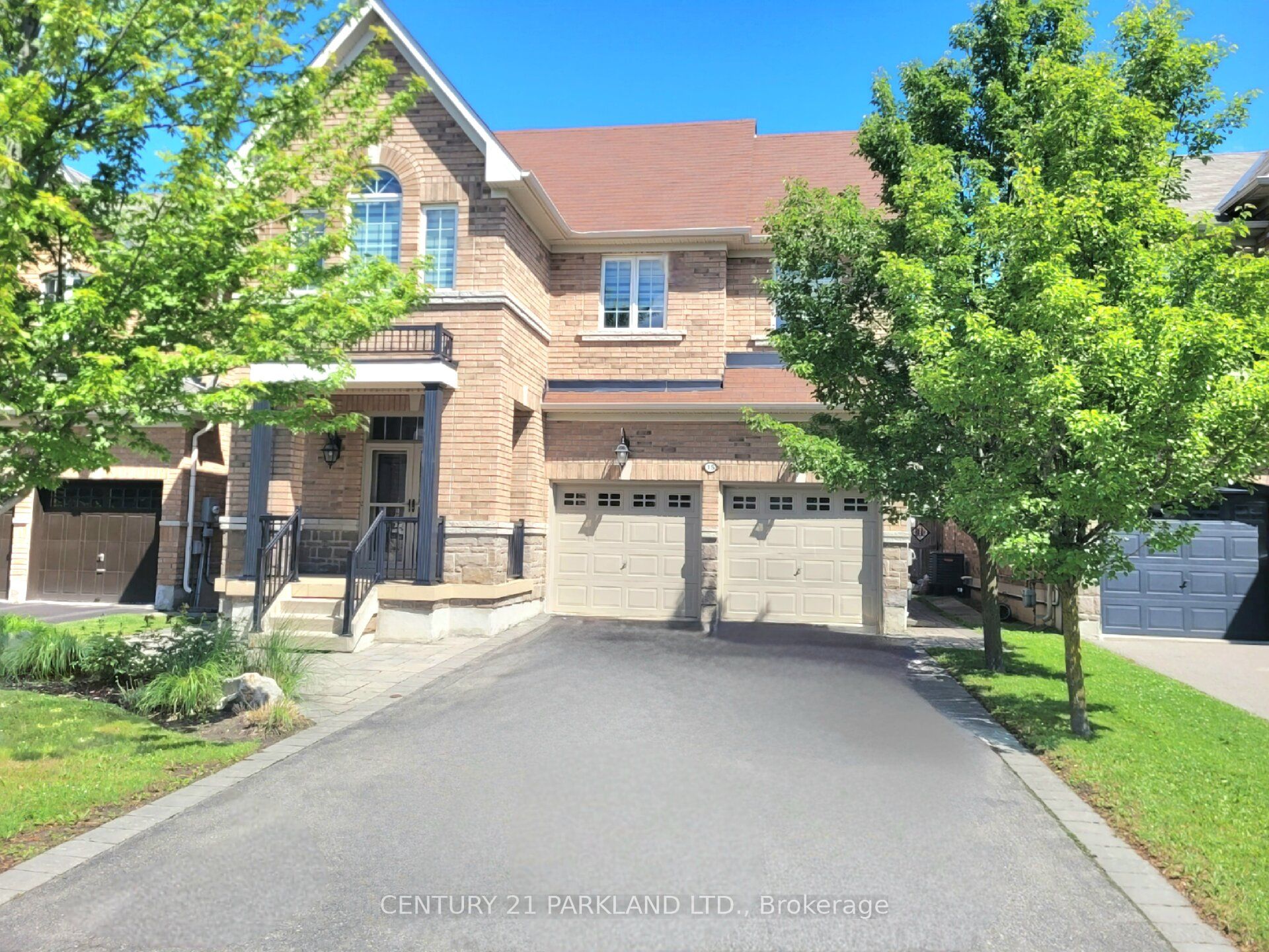 15 Jonas Millway, Whitchurch-Stouffville, ON L4A 0M4 photo 2