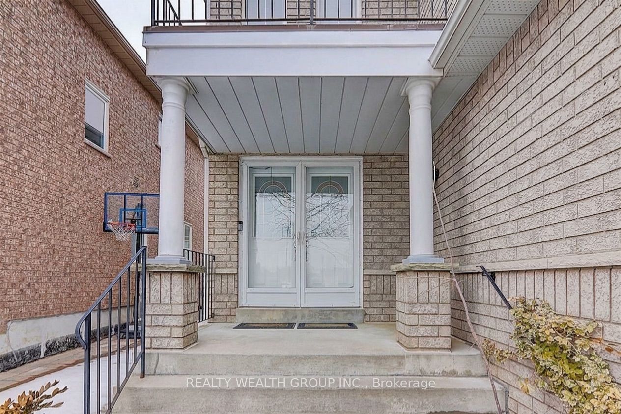 20 Laura Sabrina Drive, Vaughan, ON L4H 1M6 photo 3