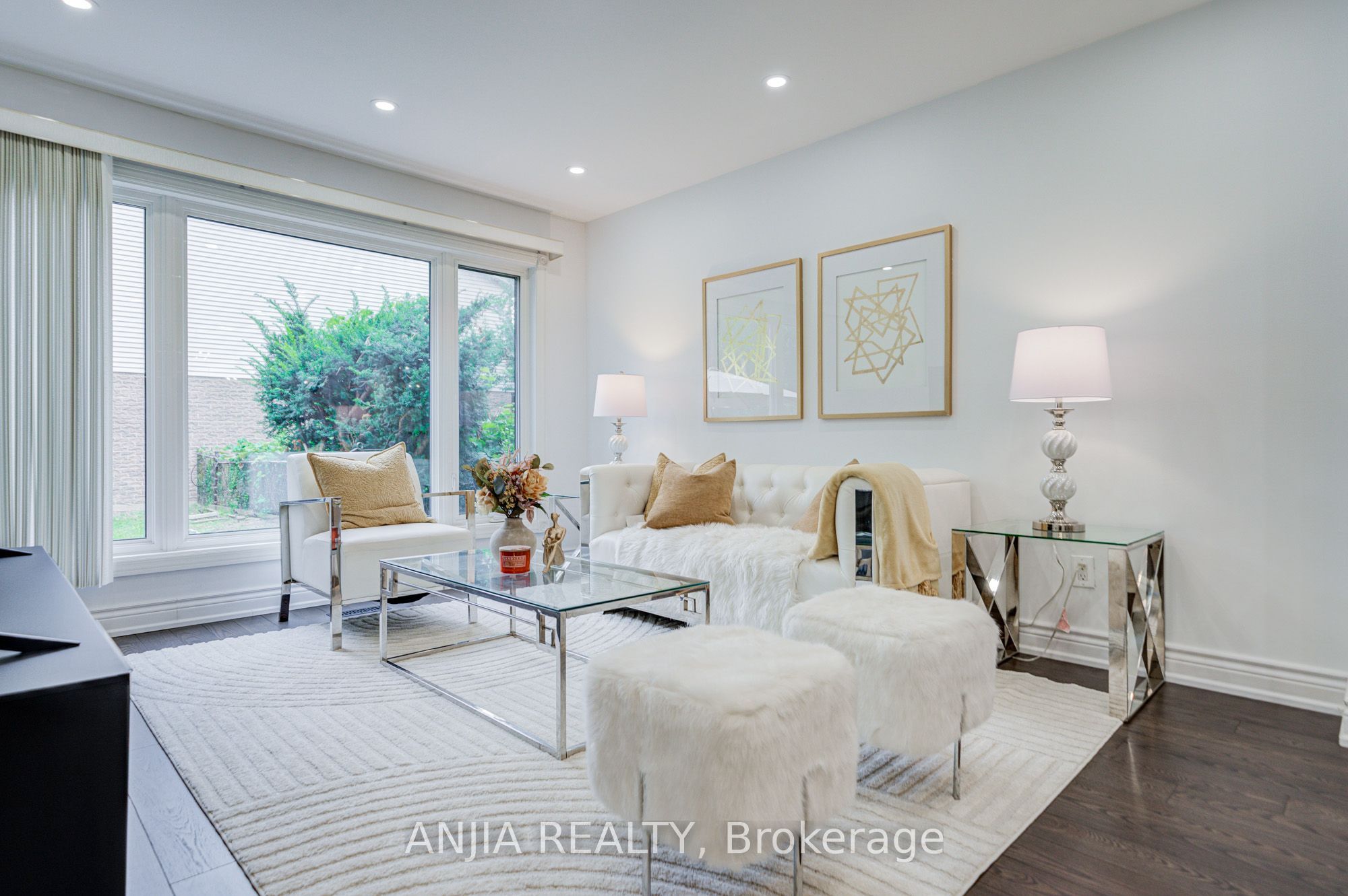 369 Mullen Drive, Vaughan, ON L4J 2T8 photo 4