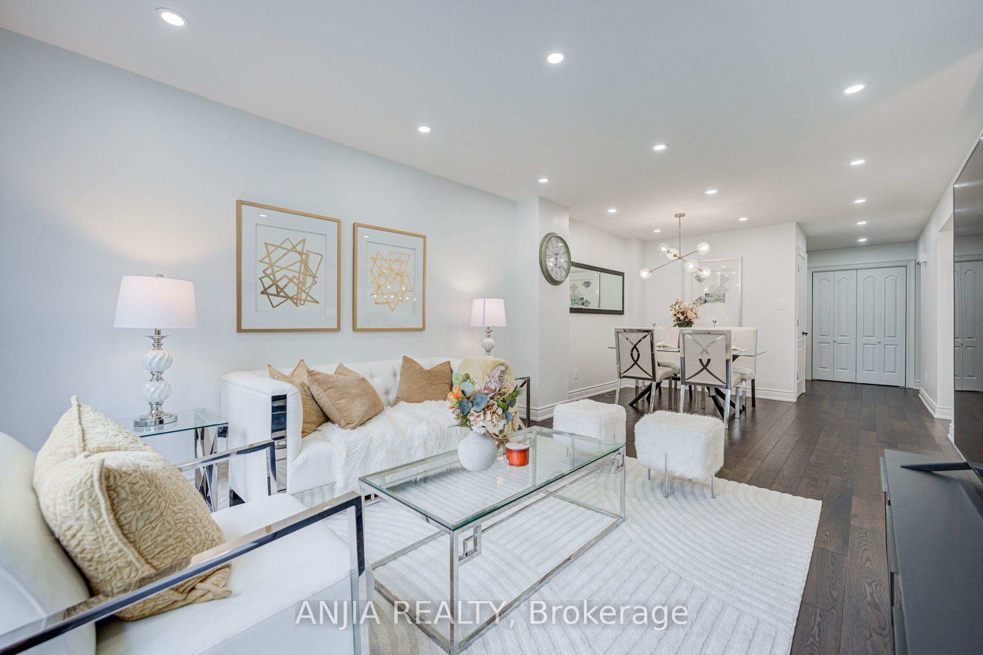 369 Mullen Drive, Vaughan, ON L4J 2T8 photo 5