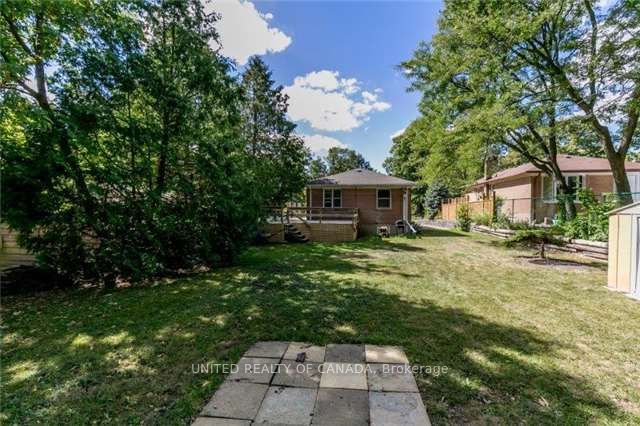 45 Bayview Parkway, Newmarket, ON L3Y 3W2 photo 4