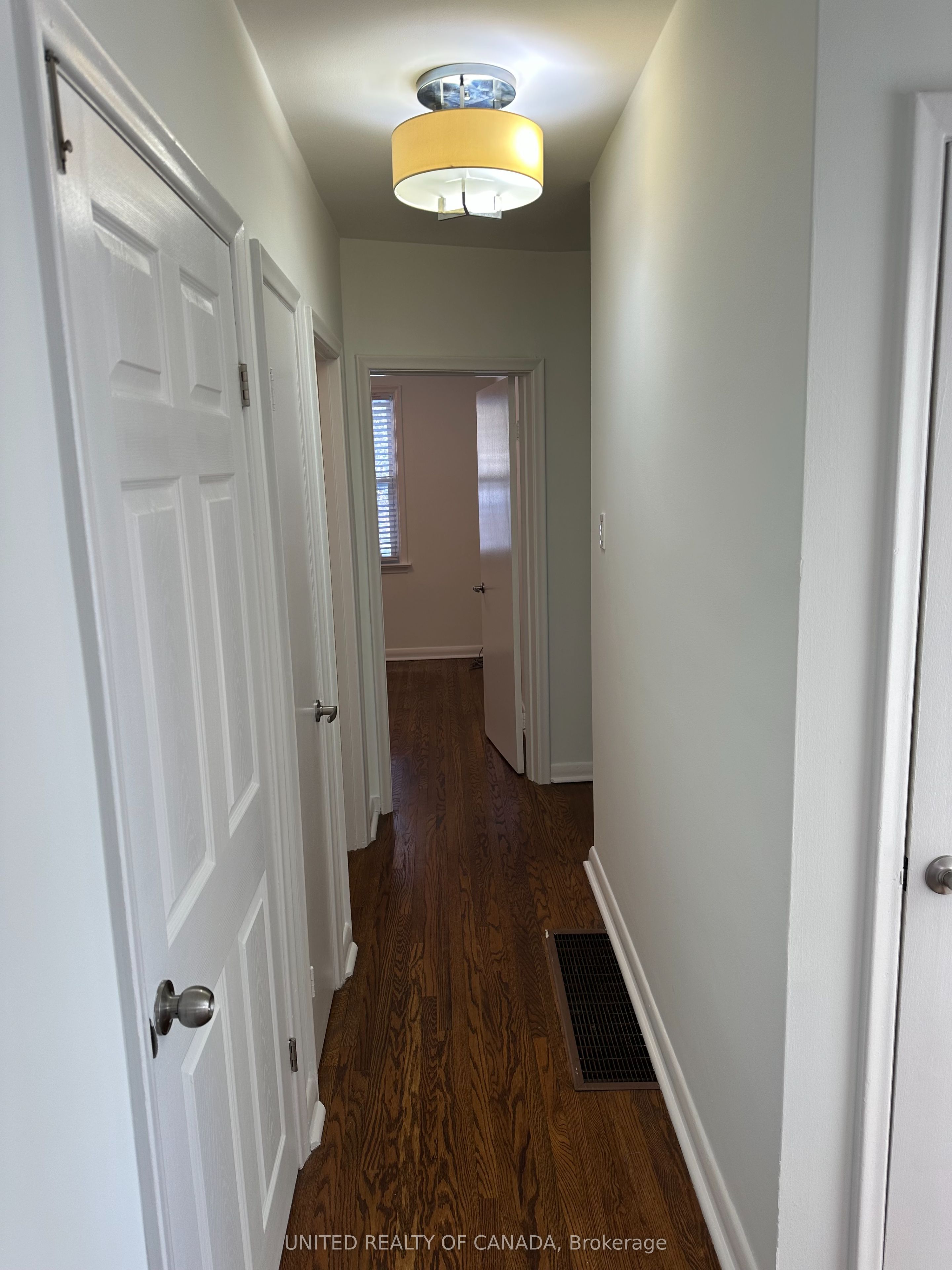 45 Bayview Parkway, Newmarket, ON L3Y 3W2 photo 5
