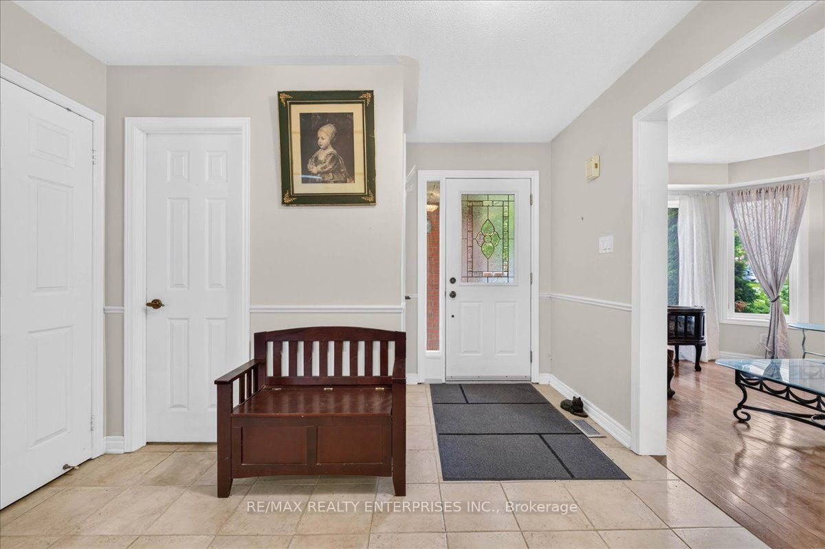 844 Hollander Road, Newmarket, ON L3Y 8H4 photo 4