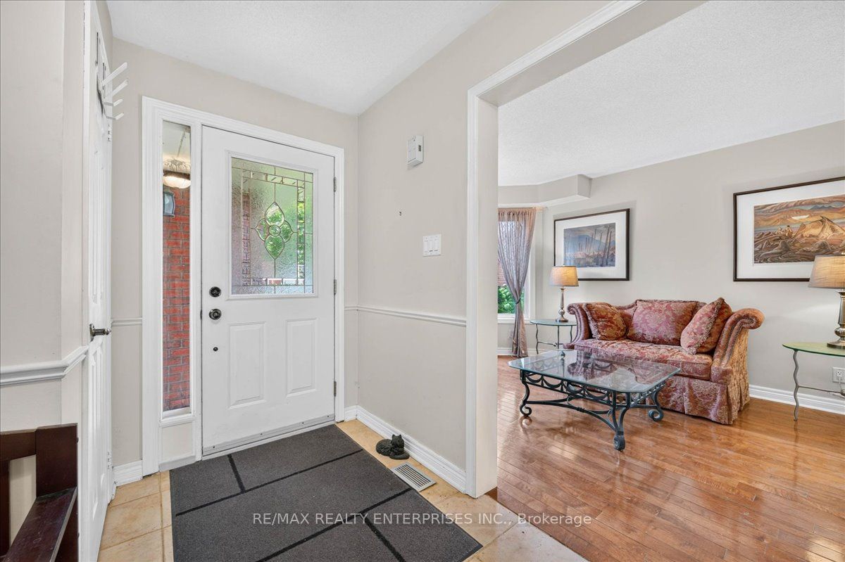844 Hollander Road, Newmarket, ON L3Y 8H4 photo 5