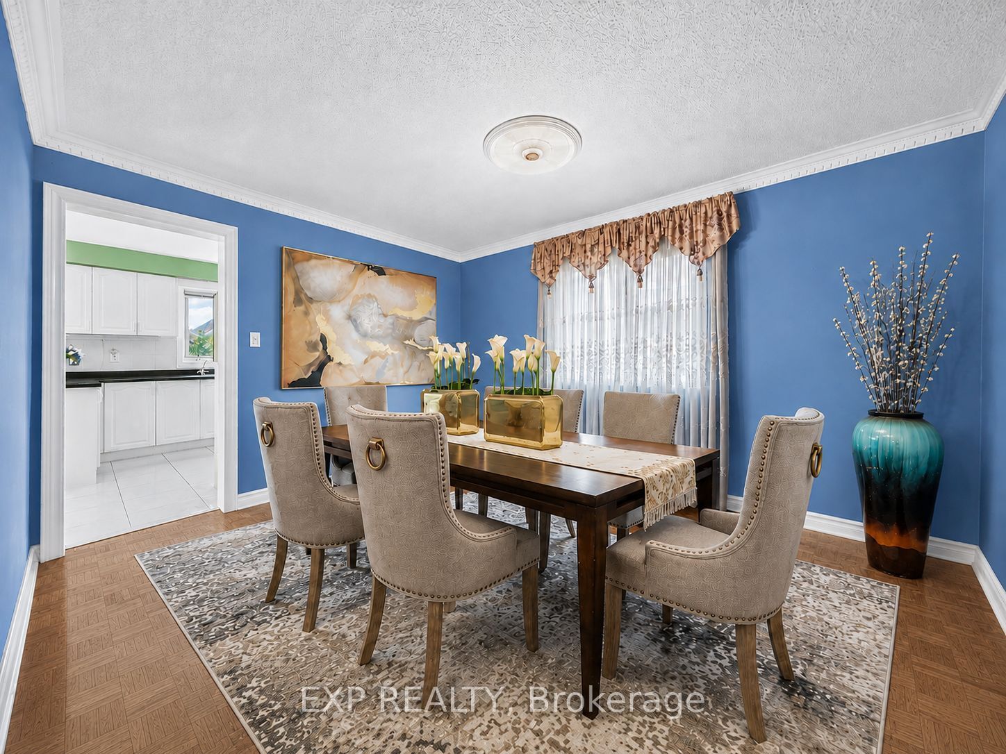 19 Springbrook Drive, Richmond Hill, ON L4B 3R9 photo 5
