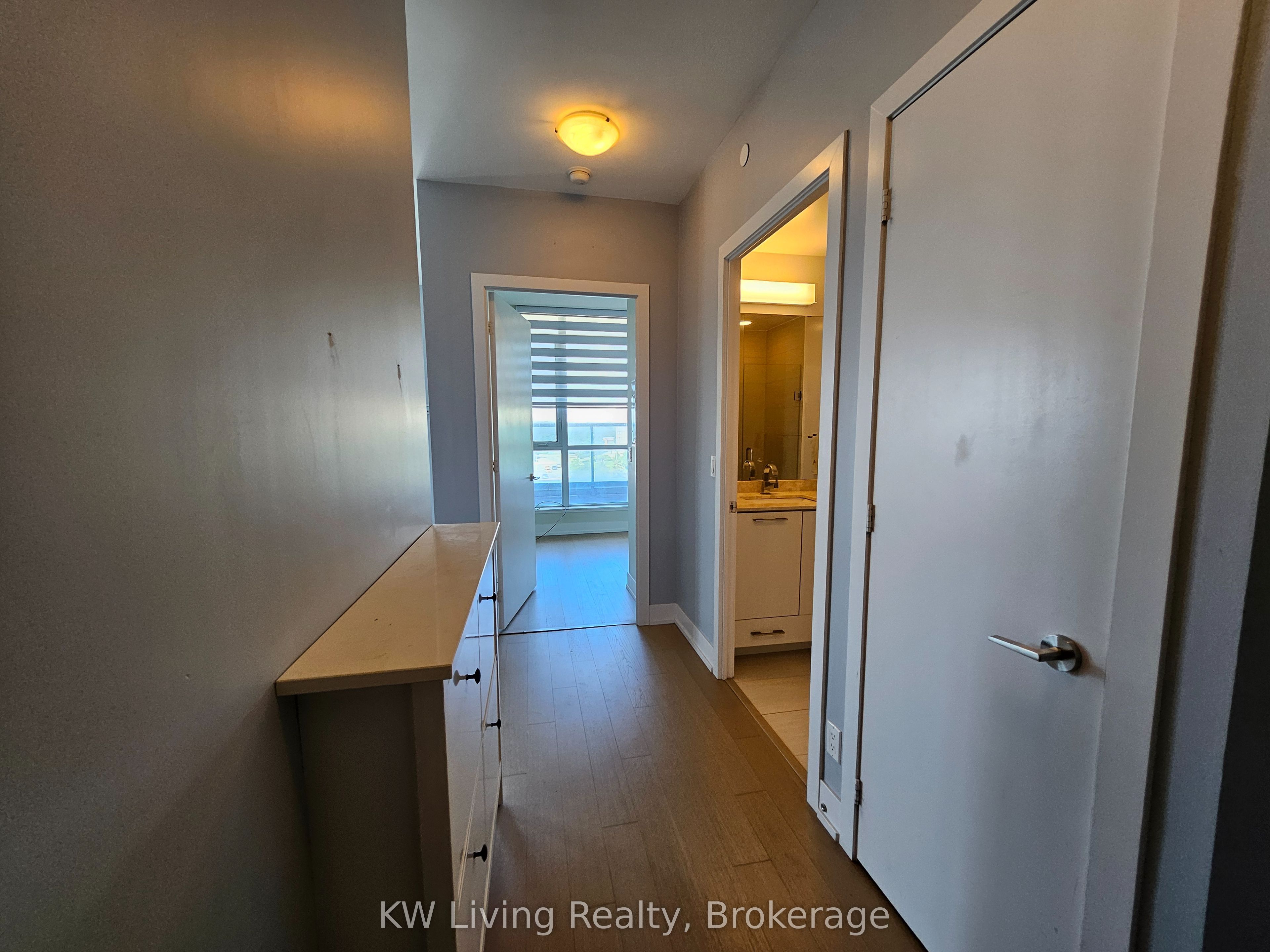 9471 Yonge Street 642, Richmond Hill, ON L4C 0Z5 photo 4