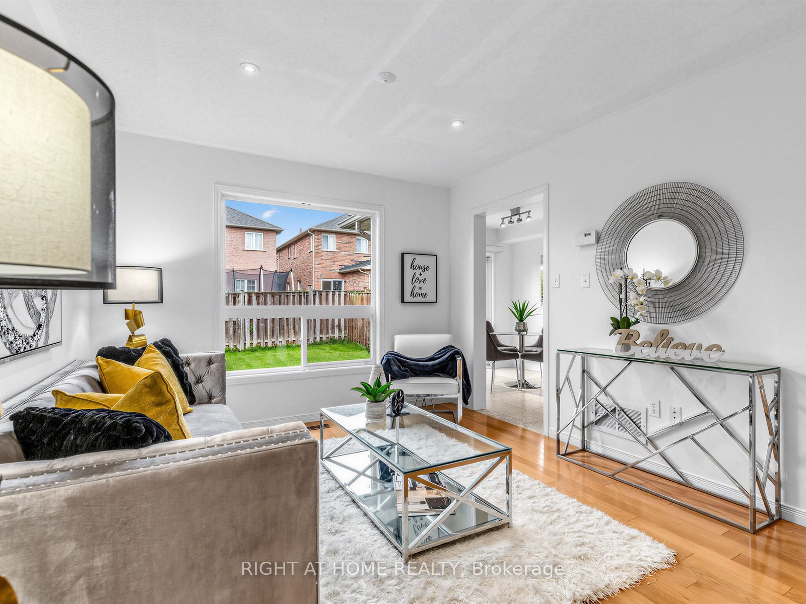 81 Briarcrest Drive, Markham, ON L6C 3E7 photo 4