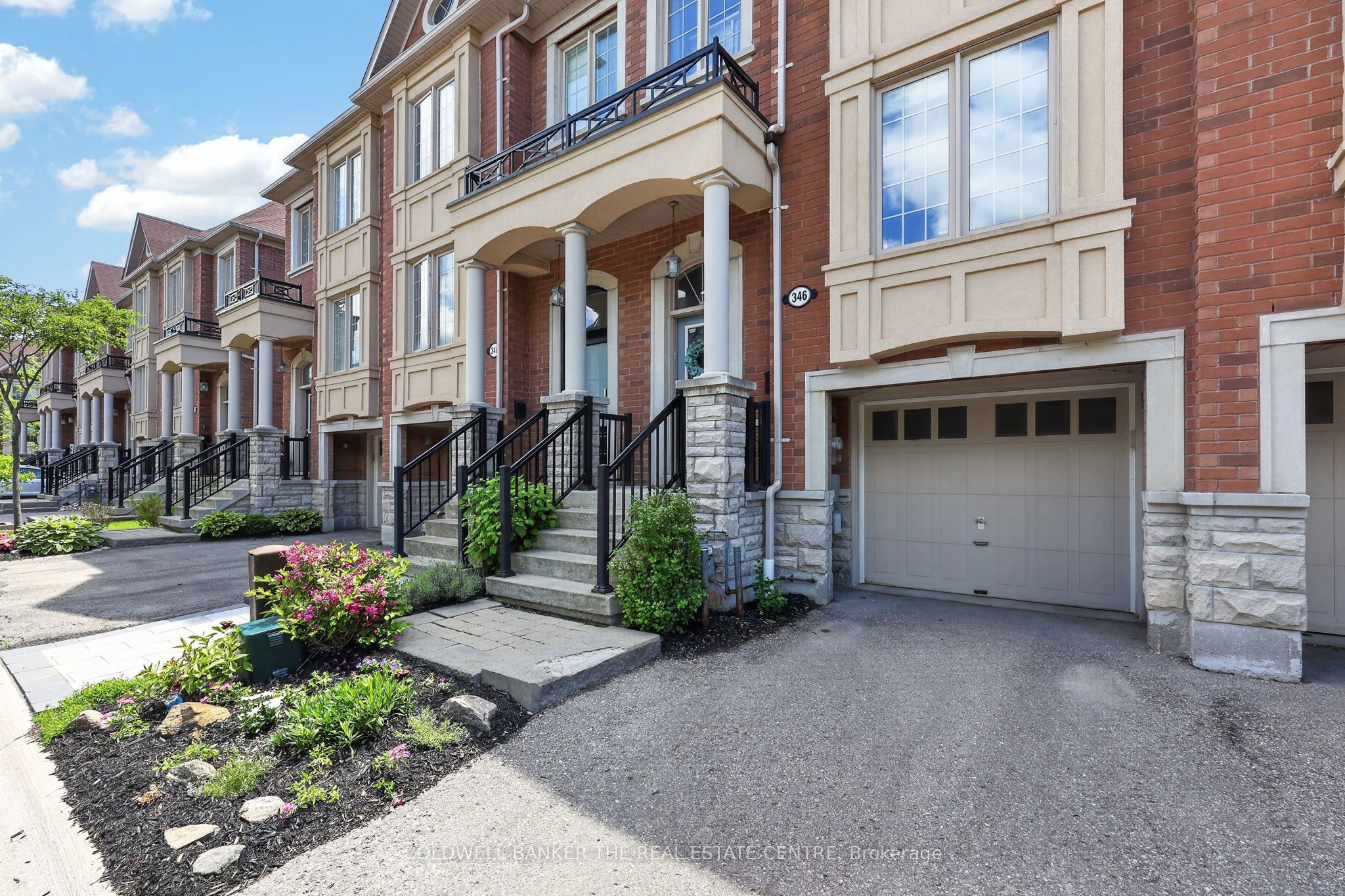 346 Doak Lane, Newmarket, ON L3Y 0A7 photo 3