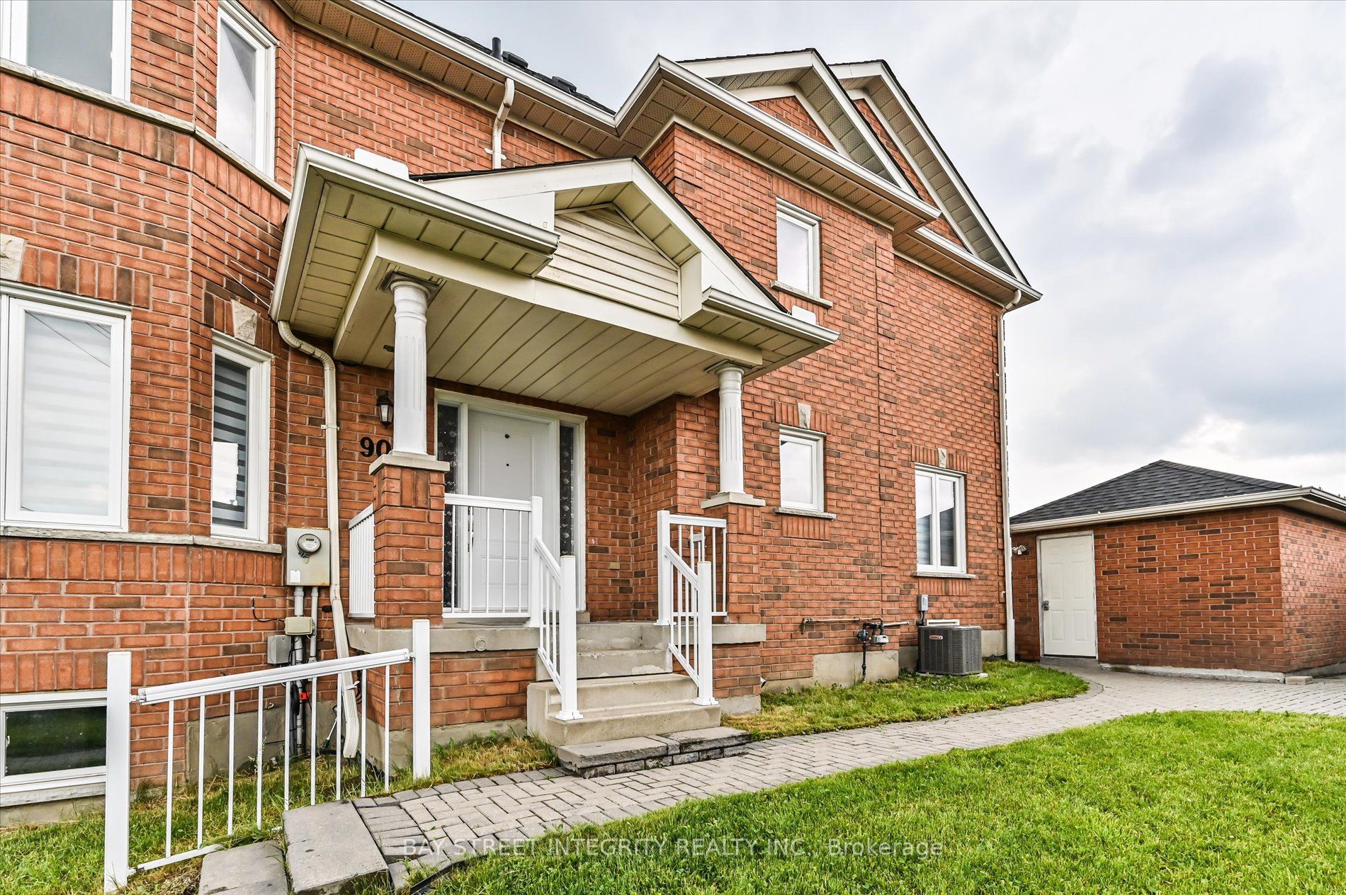 9096 Dufferin Street N, Vaughan, ON L4K 5M3 photo 4