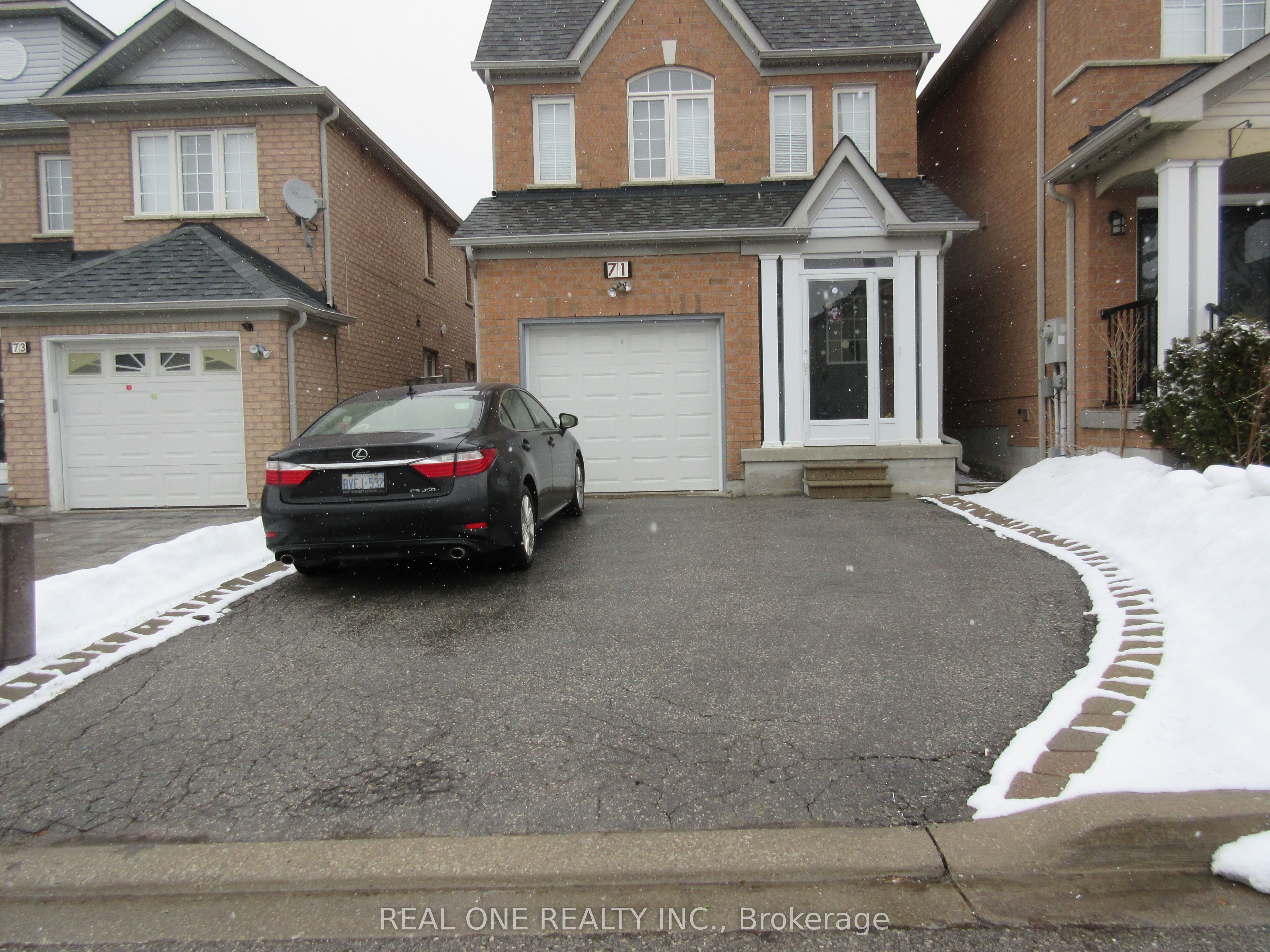 71 Charles Brown Road, Markham, ON L3S 4T3