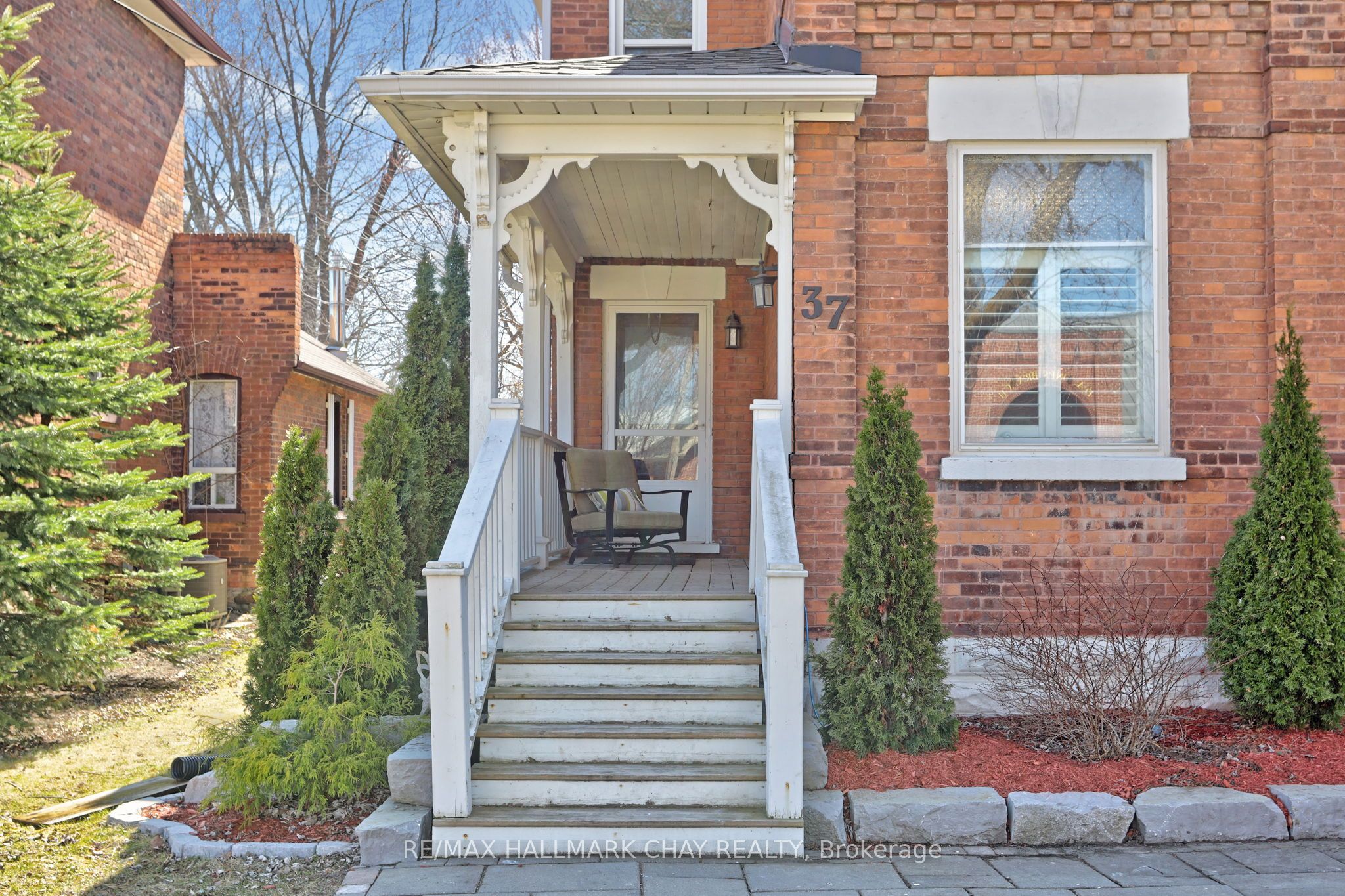37 Main Street W, New Tecumseth, ON L0G 1A0 photo 2