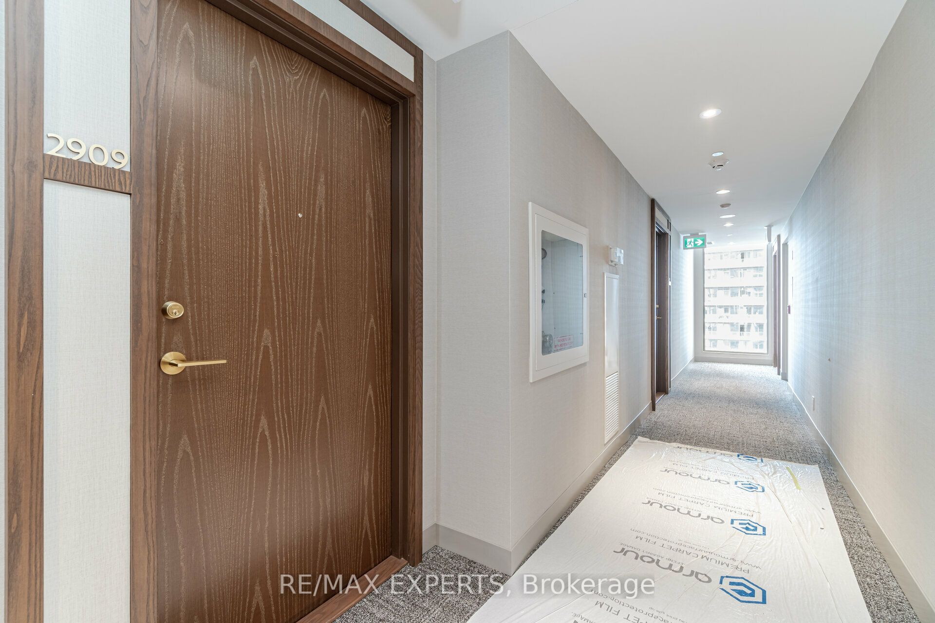 1000 Portage Parkway 2909, Vaughan, ON L4K 0L1 photo 2