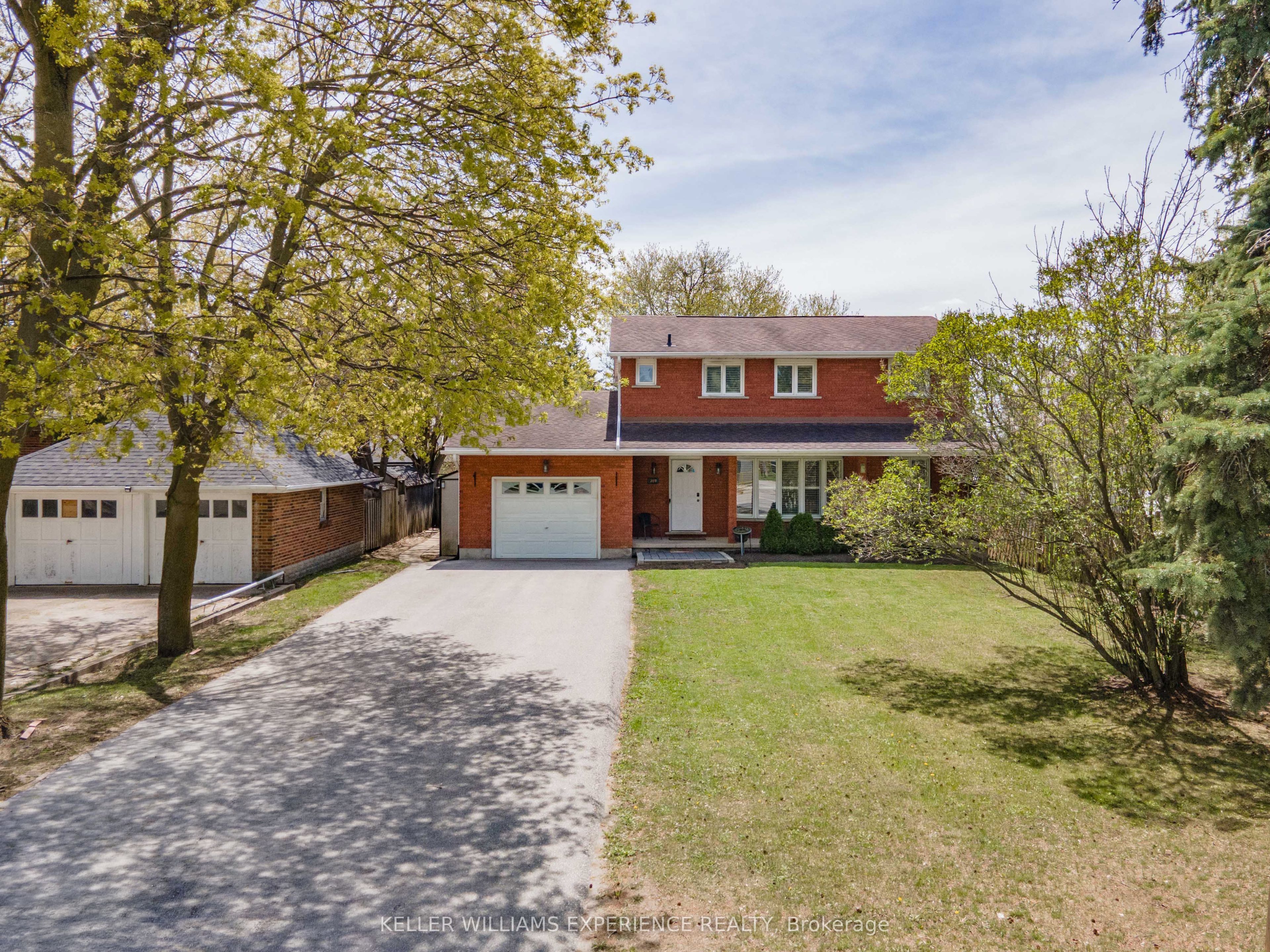 281 Victoria Street E, New Tecumseth, ON L9R 1K4 photo 2