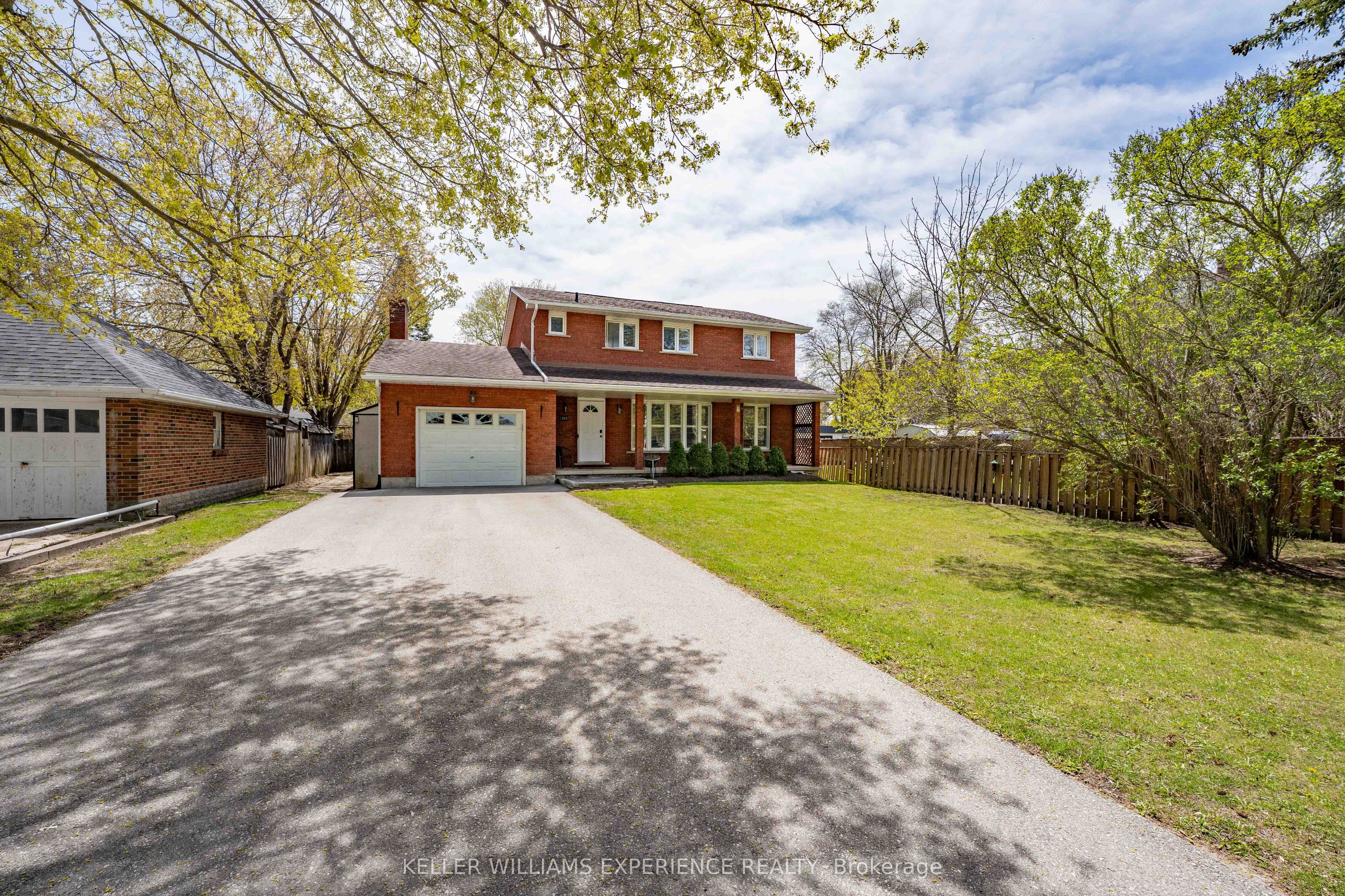 281 Victoria Street E, New Tecumseth, ON L9R 1K4 photo 4