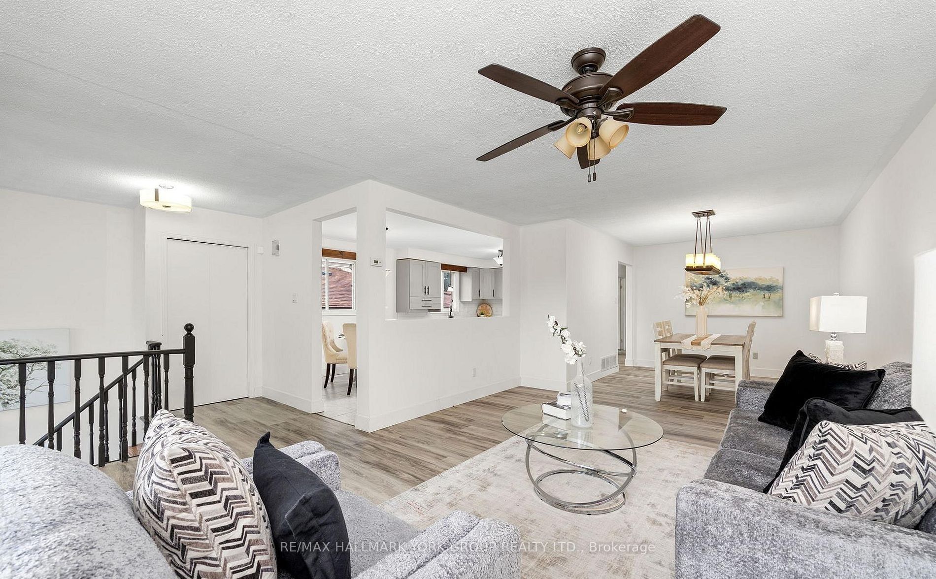79 Maplegrove Avenue, Bradford West Gwillimbury, ON L3Z 1R9 photo 4