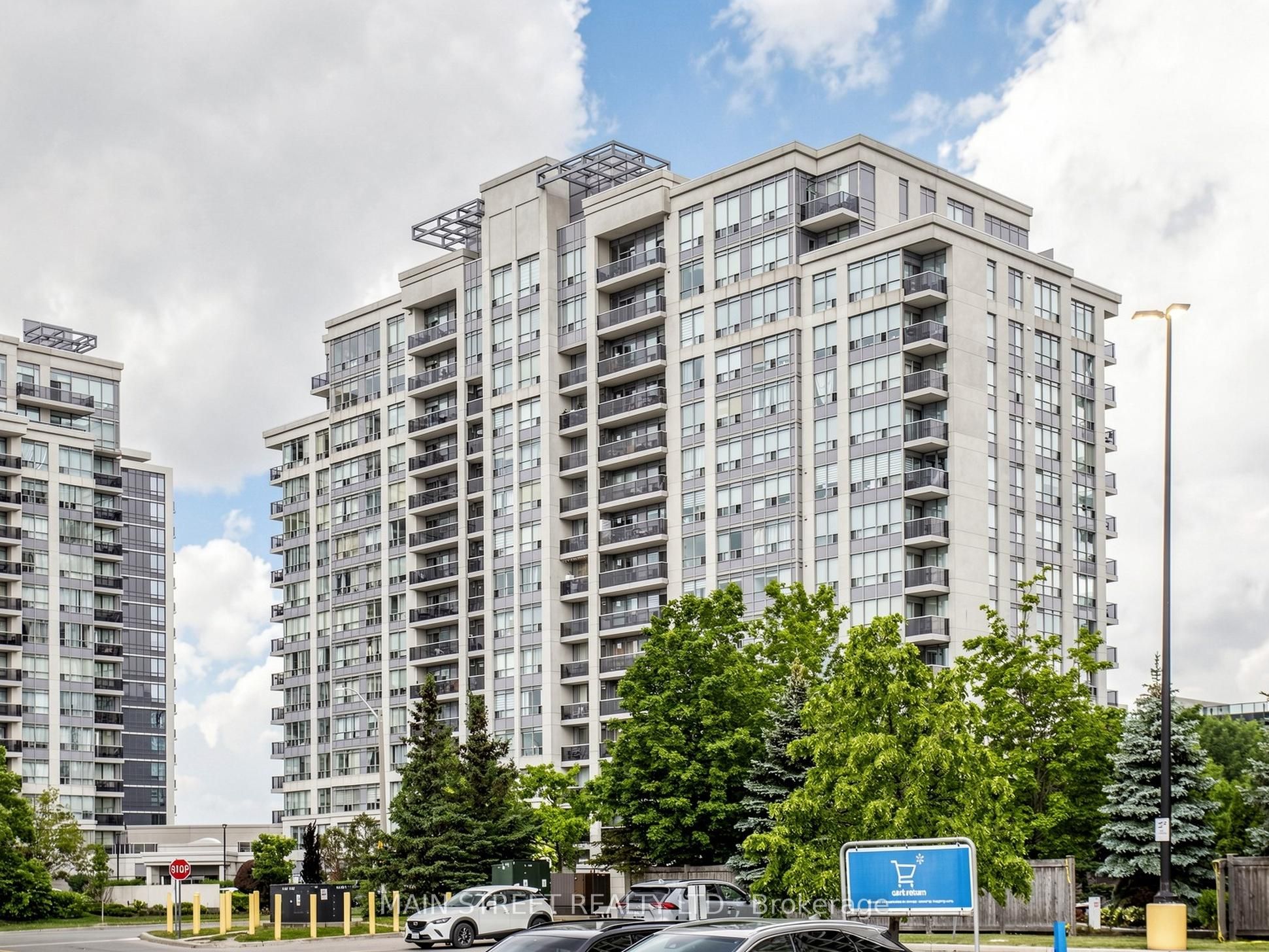 50 Disera Drive LPH6, Vaughan, ON L4J 9E9 photo 2