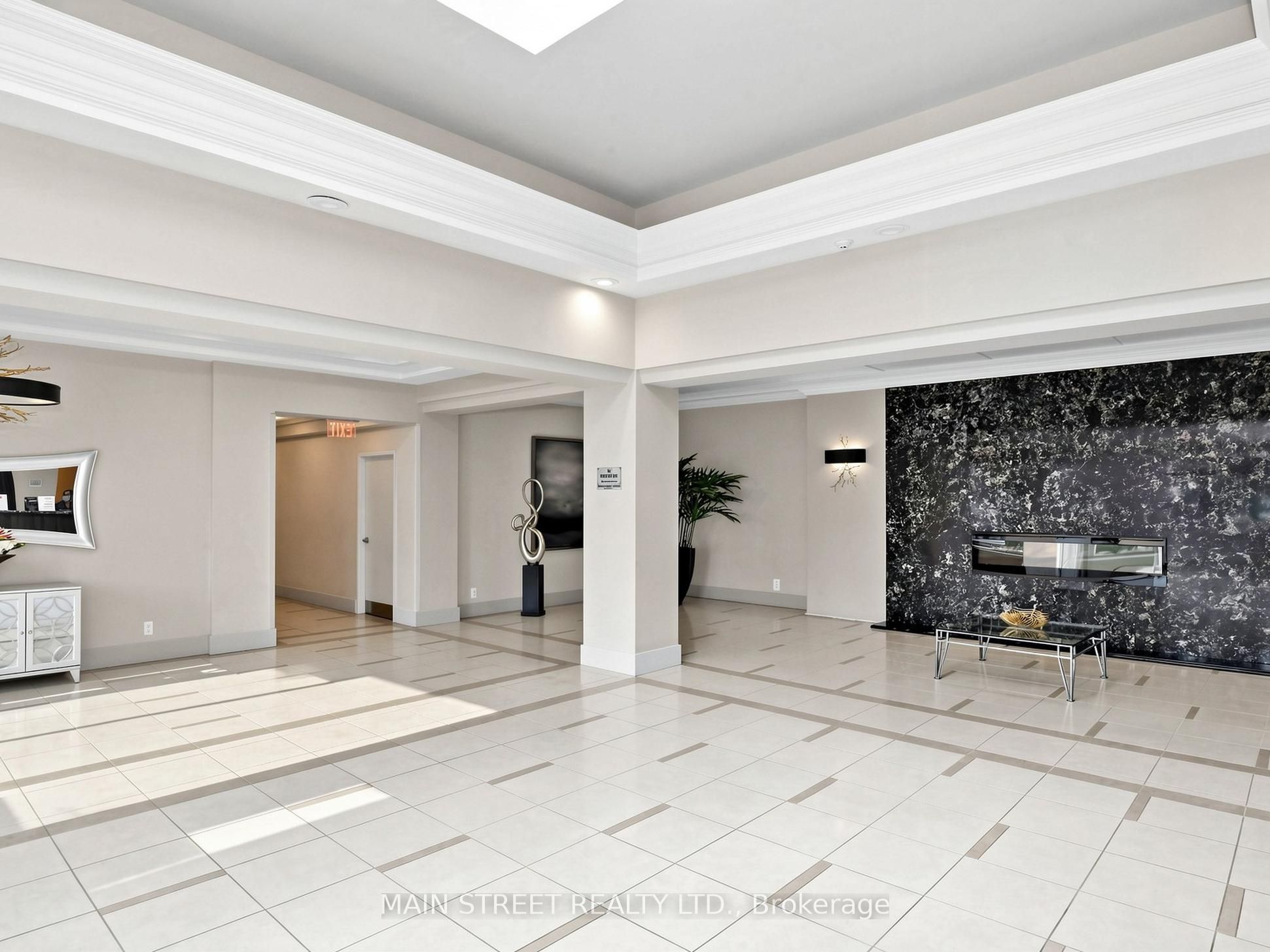 50 Disera Drive LPH6, Vaughan, ON L4J 9E9 photo 5